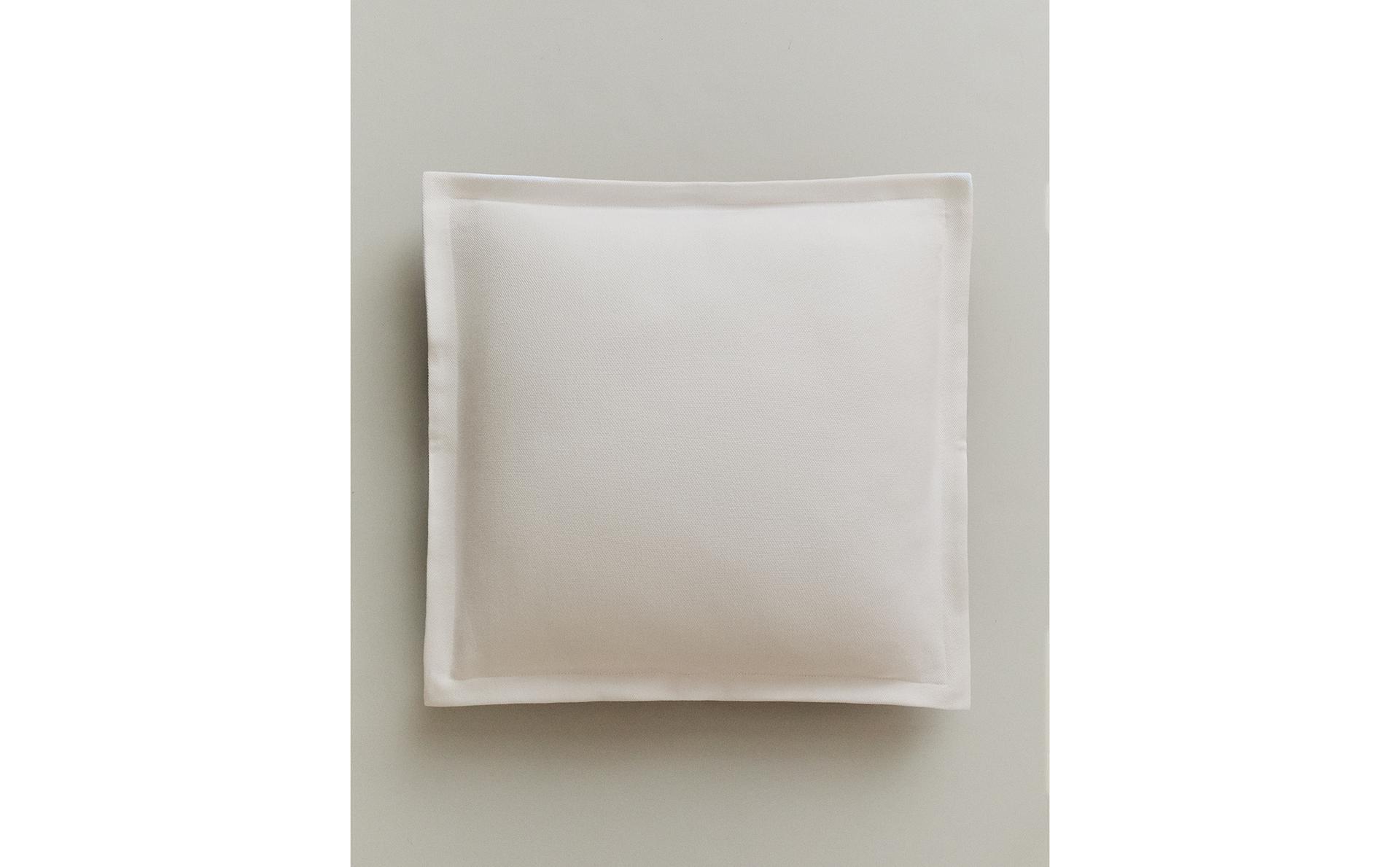 PERCALE CUSHION COVER PERCALE CUSHION COVER