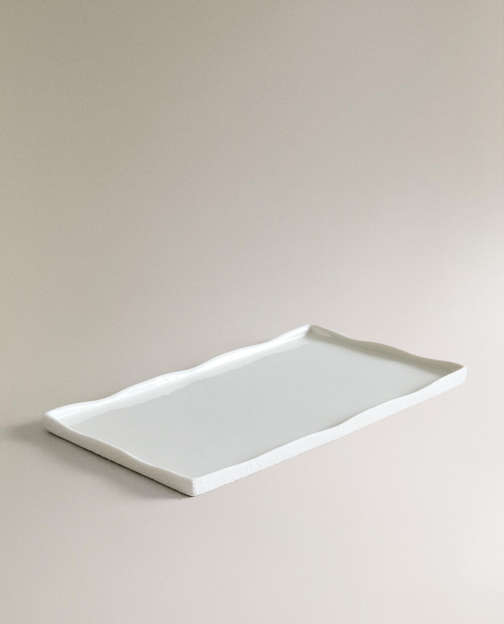 TEXTURED CERAMIC BATHROOM TRAY