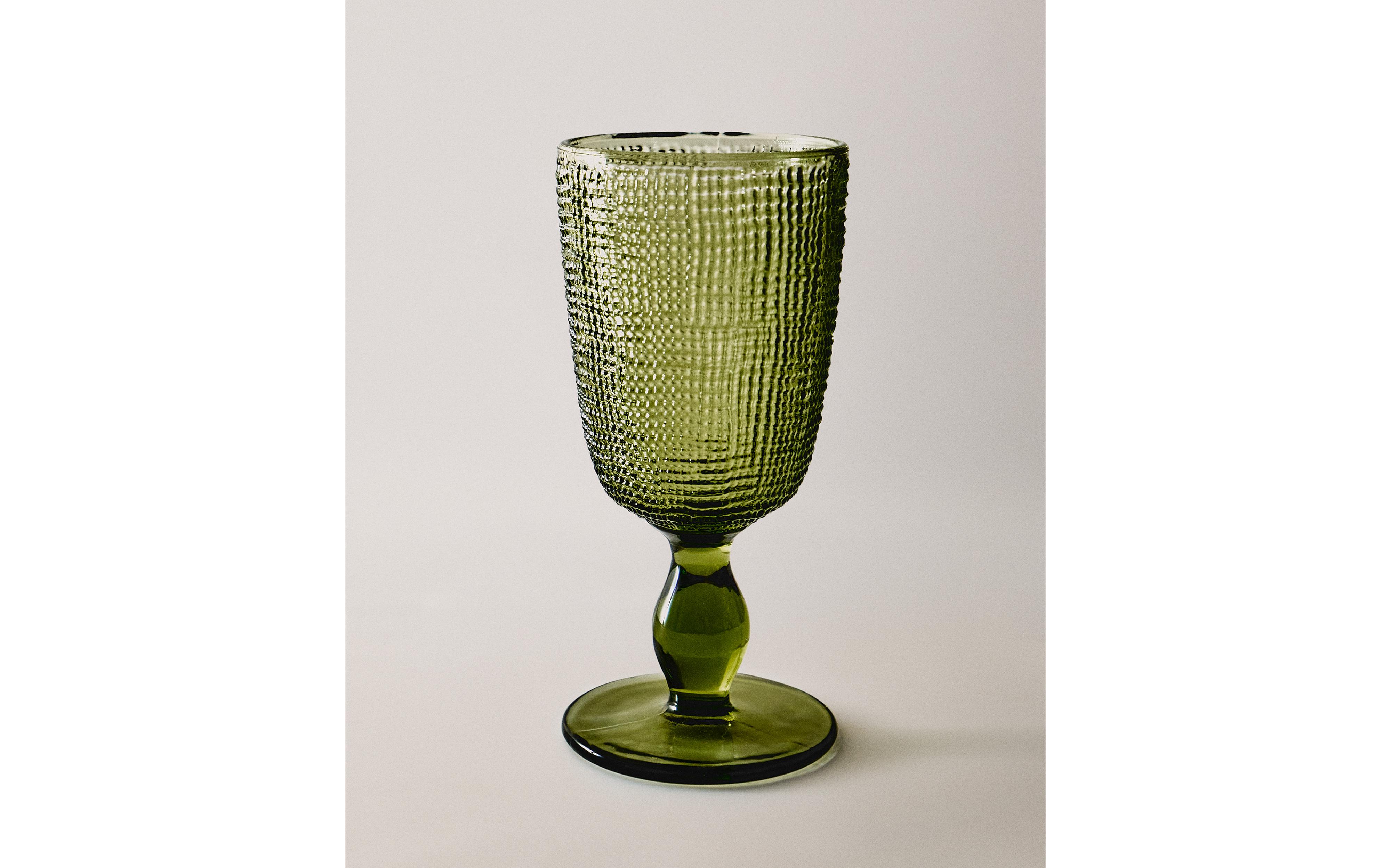 RAISED DESIGN WINE GLASS product thumbnail 9