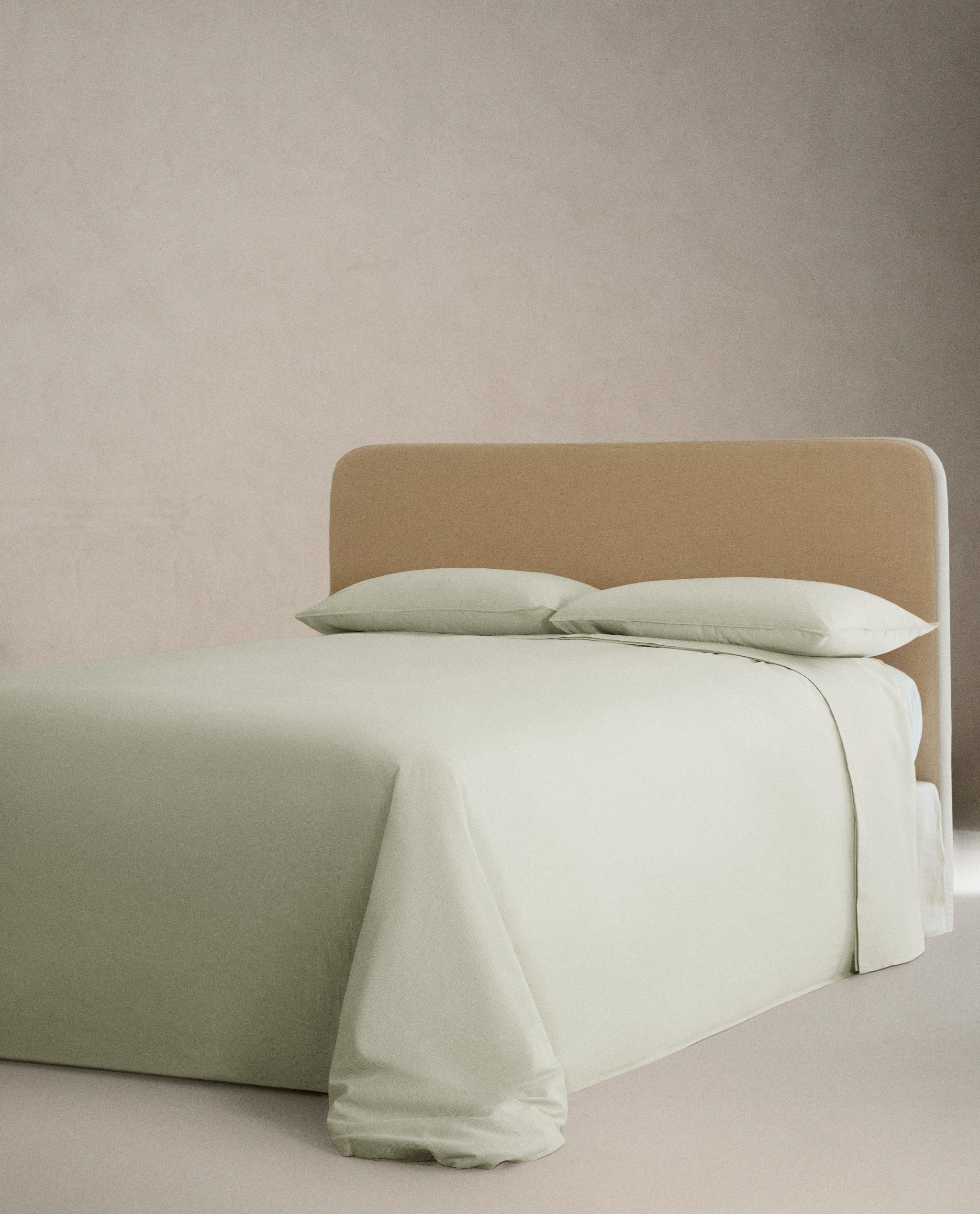 STRIPED FLAT SHEET product thumbnail 13