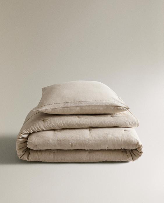 PADDED LINEN QUILTED BEDSPREAD WITH DOTS PADDED LINEN QUILTED BEDSPREAD WITH DOTS