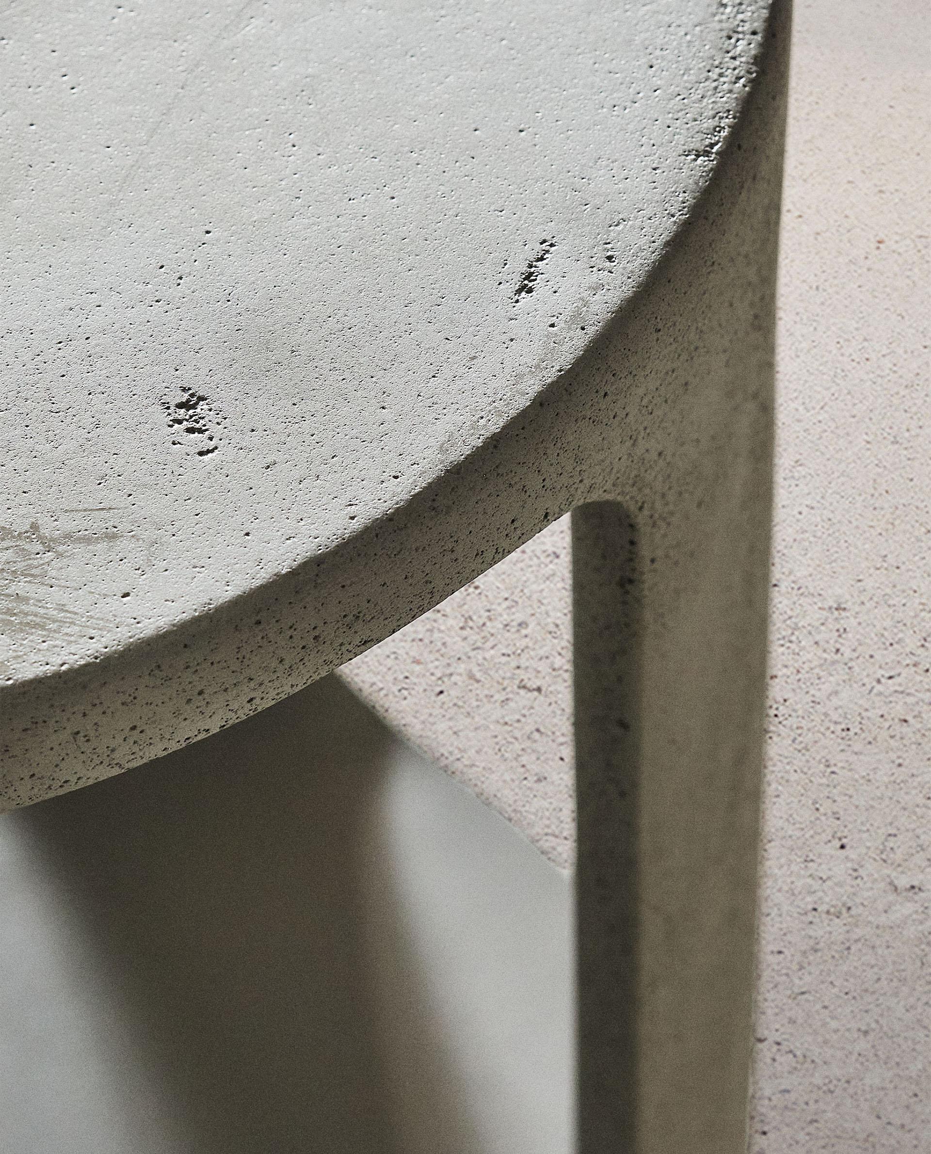 ZARAHOME セメントフィニッシュ　サイドテーブル サイドテーブル | Zara Home 日本/Japan
