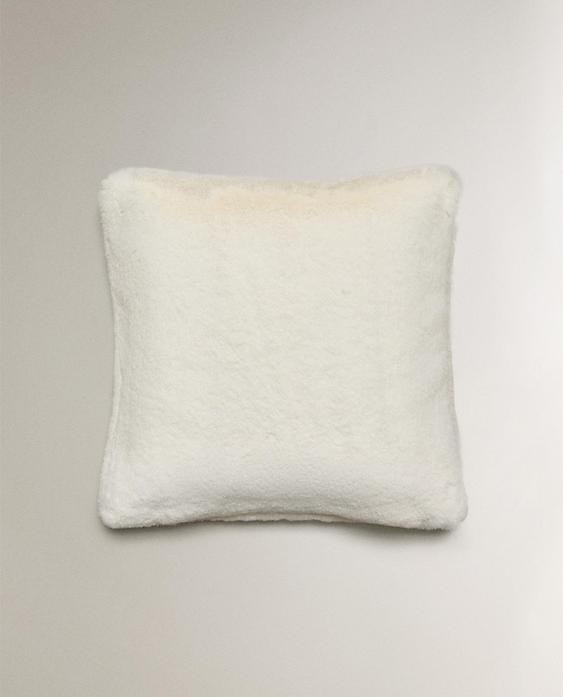 FAUX FUR CUSHION COVER