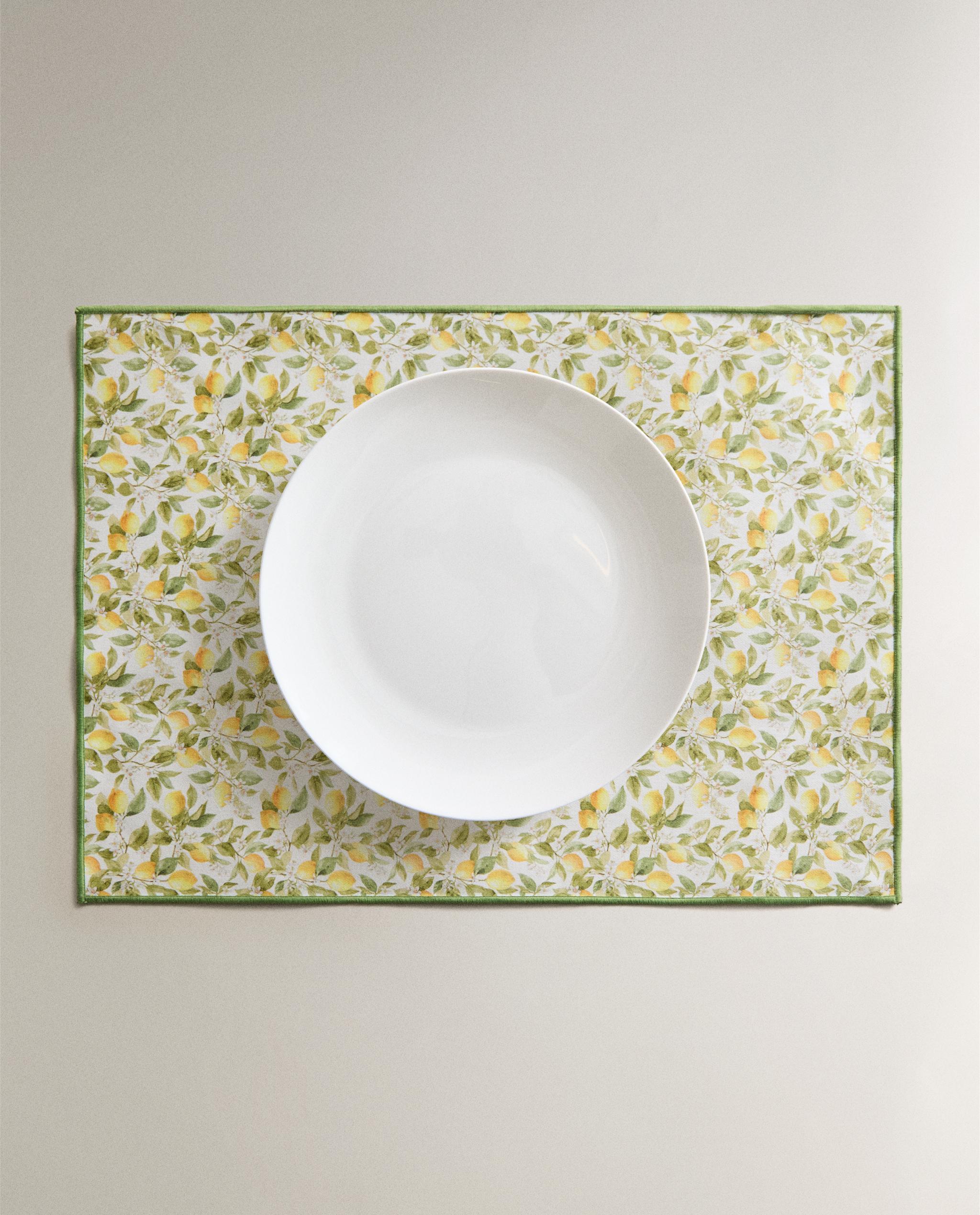 RESIN-COATED LEMON PRINT COTTON PLACEMAT product thumbnail 2