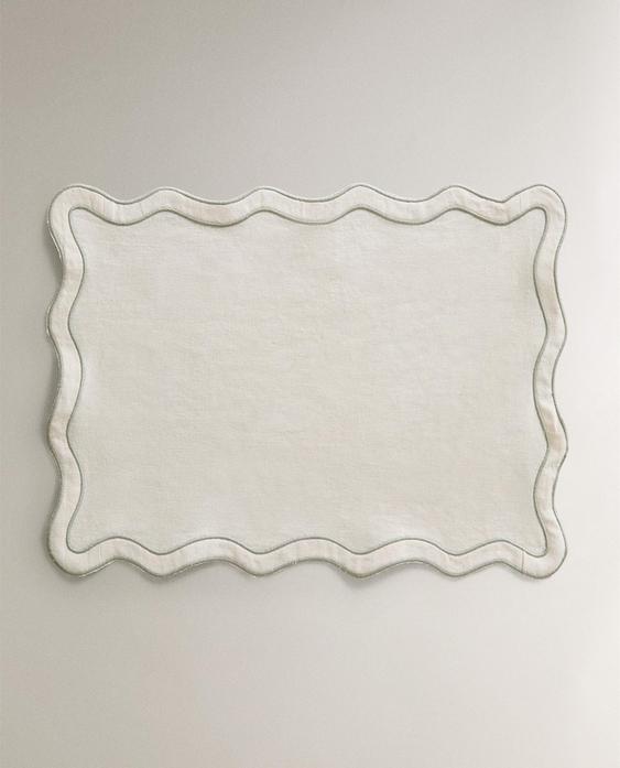 ЛЛЯНА СЕРВЕТКА ПІД ПОСУД З ХВИЛЯСТИМ КРАЄМ