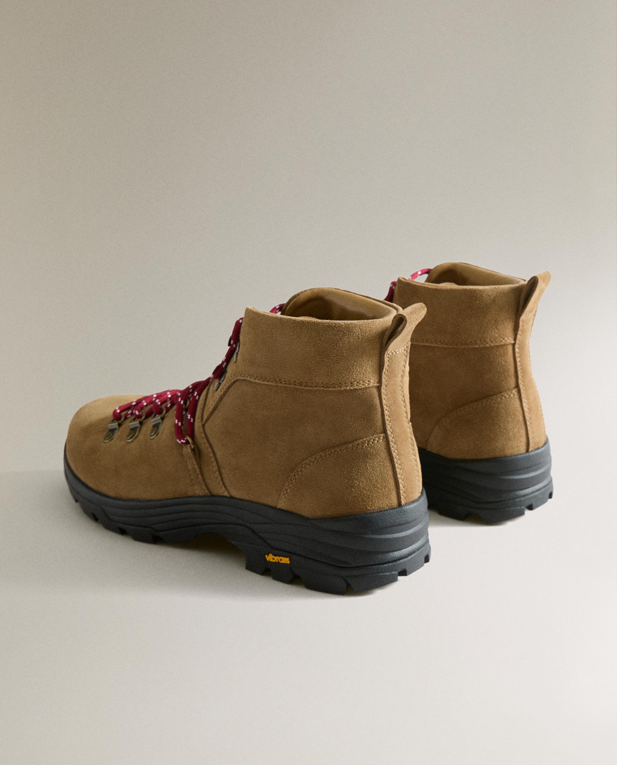 WOOL HIKING BOOTS AND SOCKS product thumbnail 2