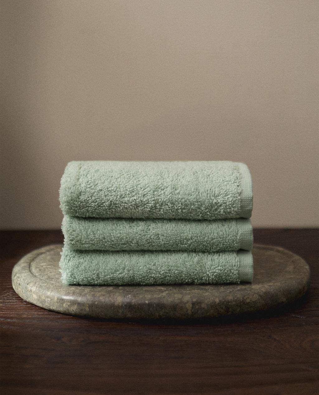 PACK OF COTTON HAND TOWELS (PACK OF 3) PACK OF COTTON HAND TOWELS (PACK OF 3)