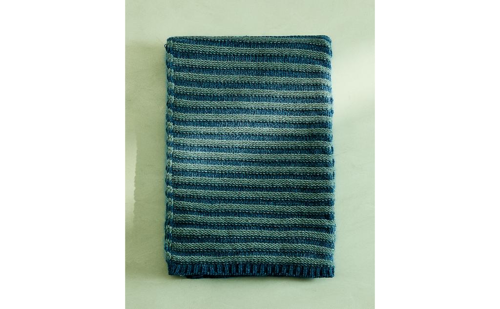 MANTA INFANTIL DE CHENILLE LISTRADA