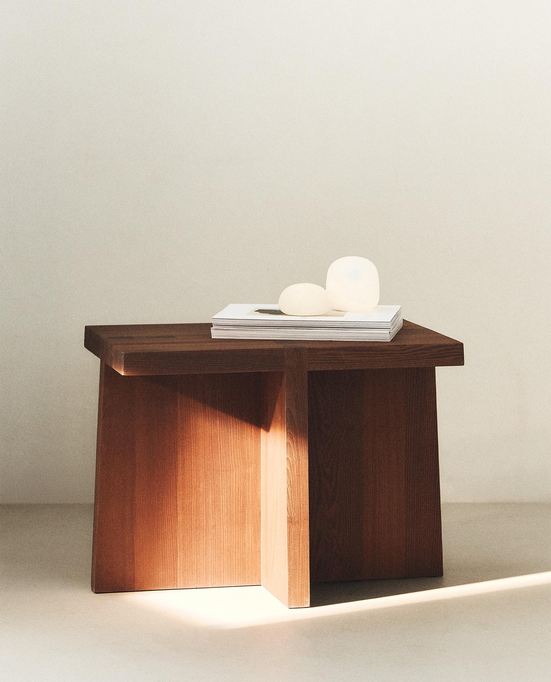 SIDETABLE 01 BY VINCENT VAN DUYSEN
