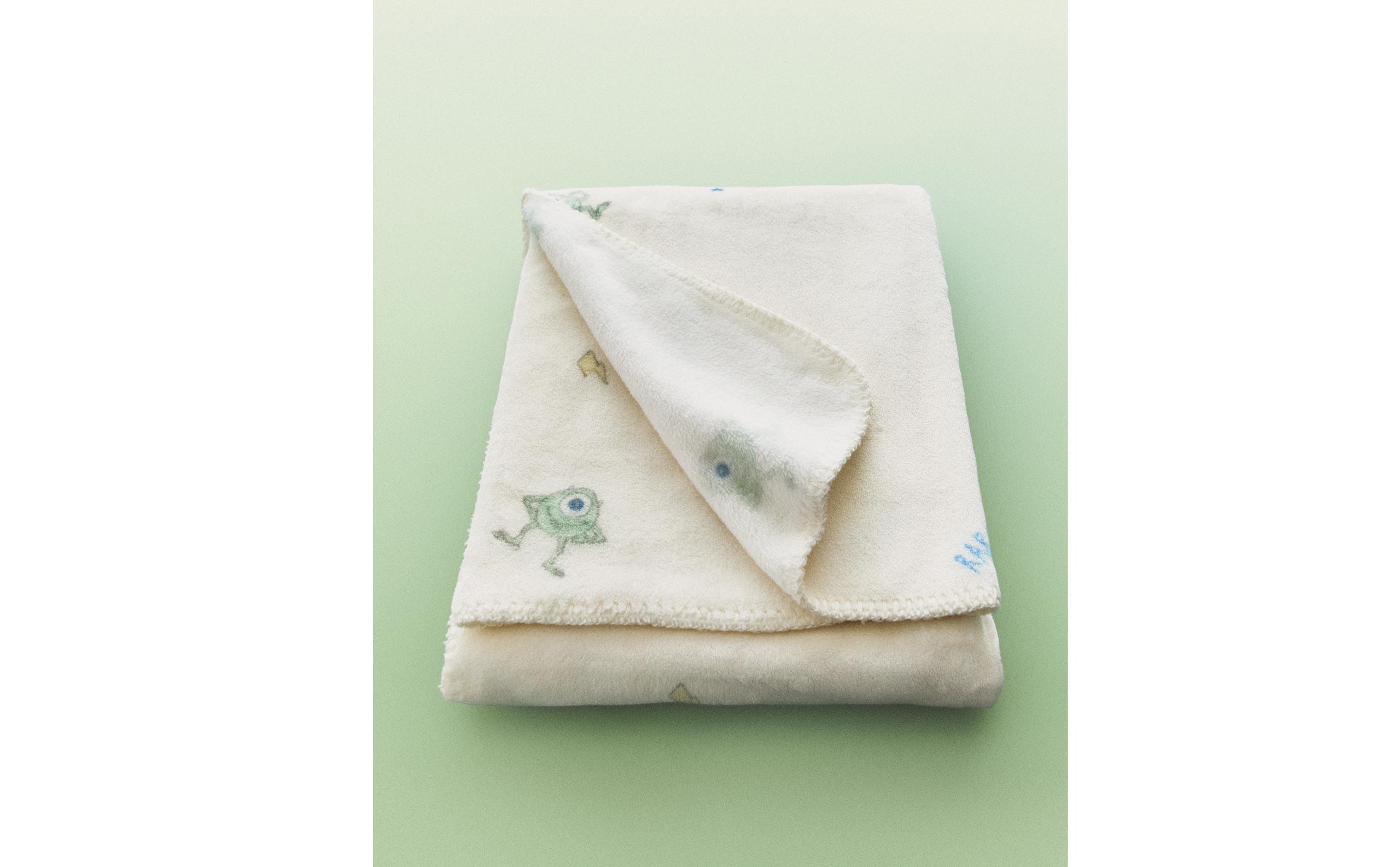 KIDS’ MONSTERS, INC. ©DISNEY/PIXAR BLANKET product thumbnail 10