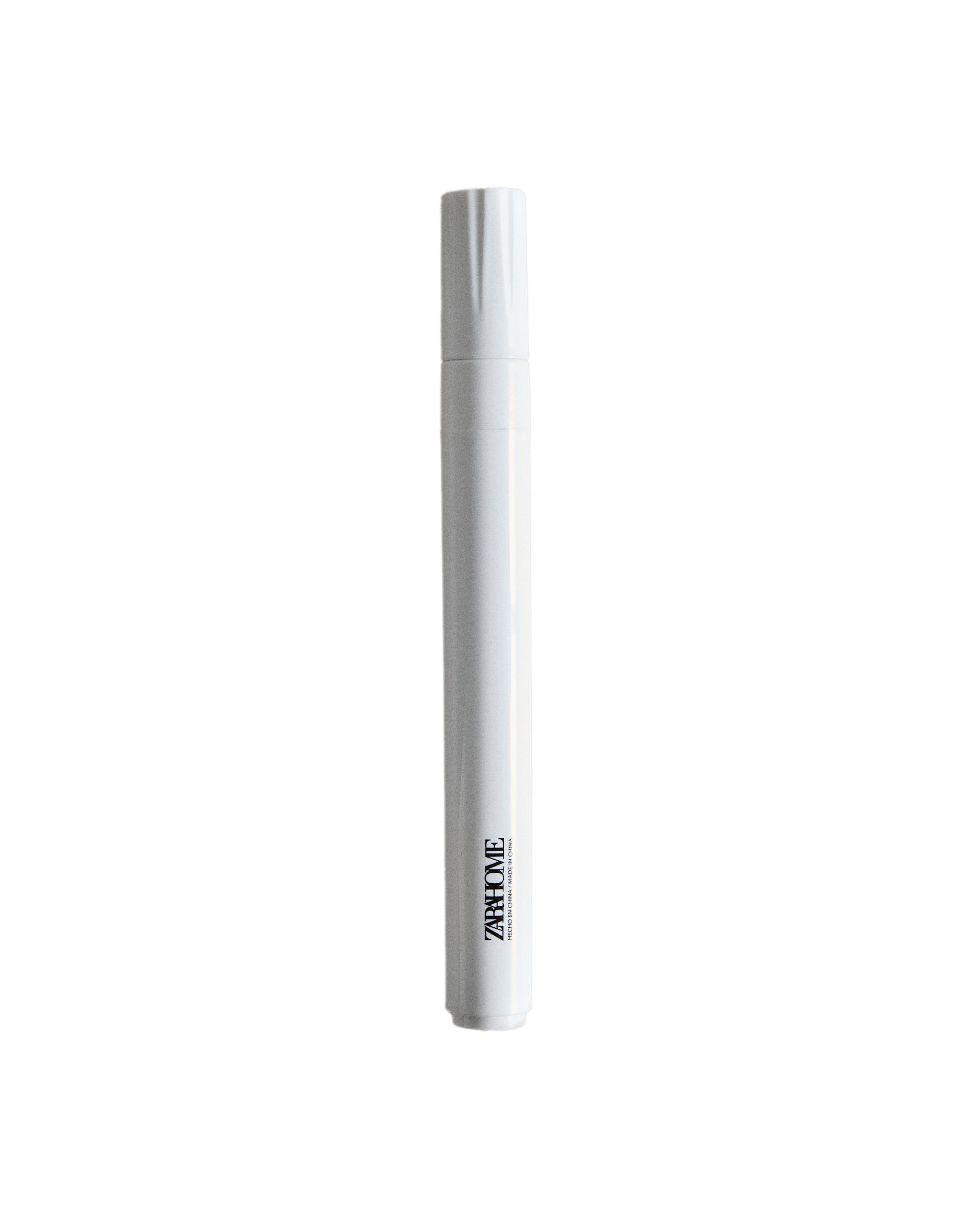 WHITE ERASABLE MARKER PEN product thumbnail 3