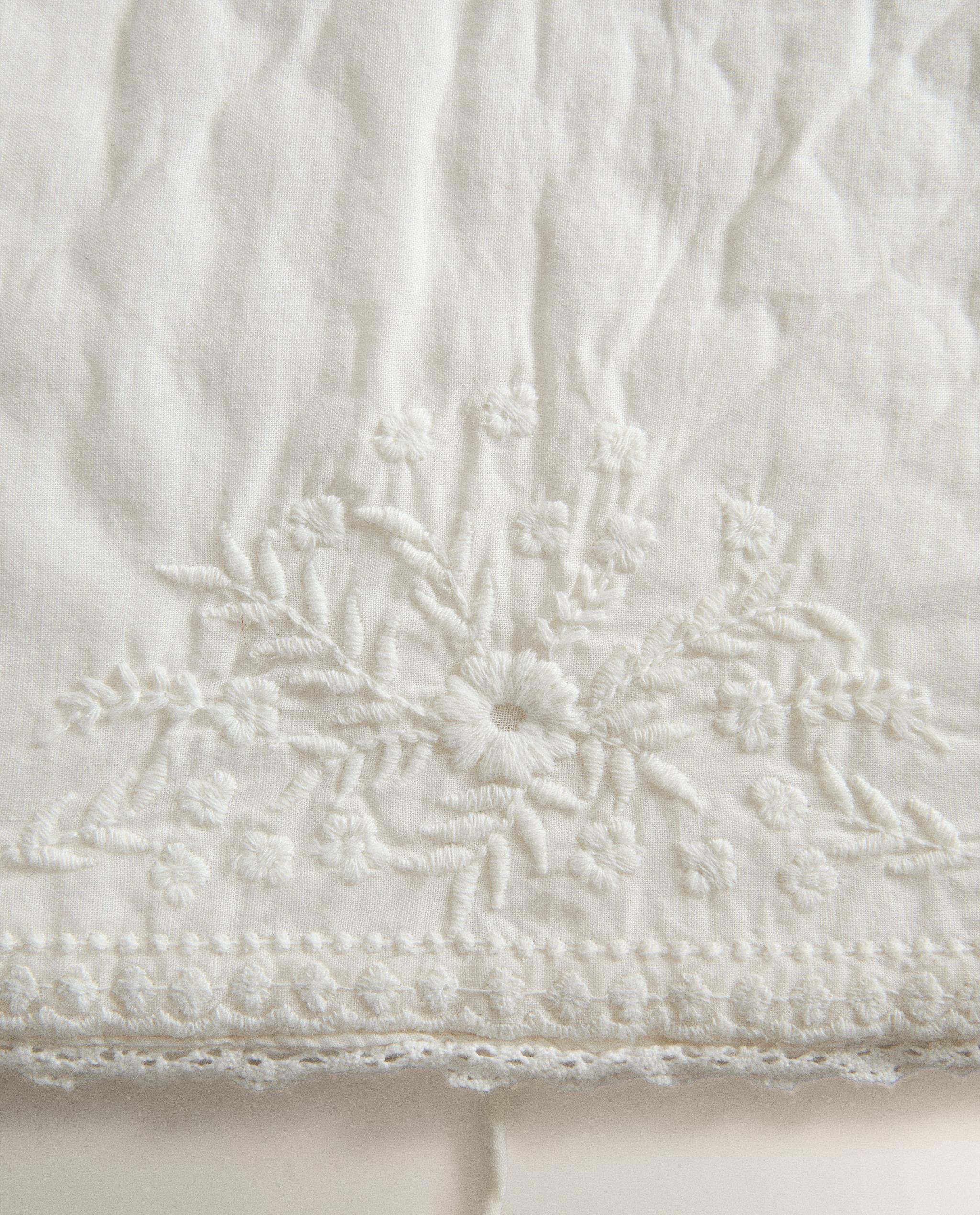 EMBROIDERED COTTON LINGERIE BAG product thumbnail 11