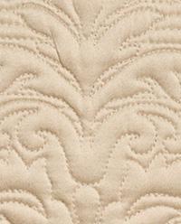 QUILT WITH RAISED DESIGN product thumbnail 7