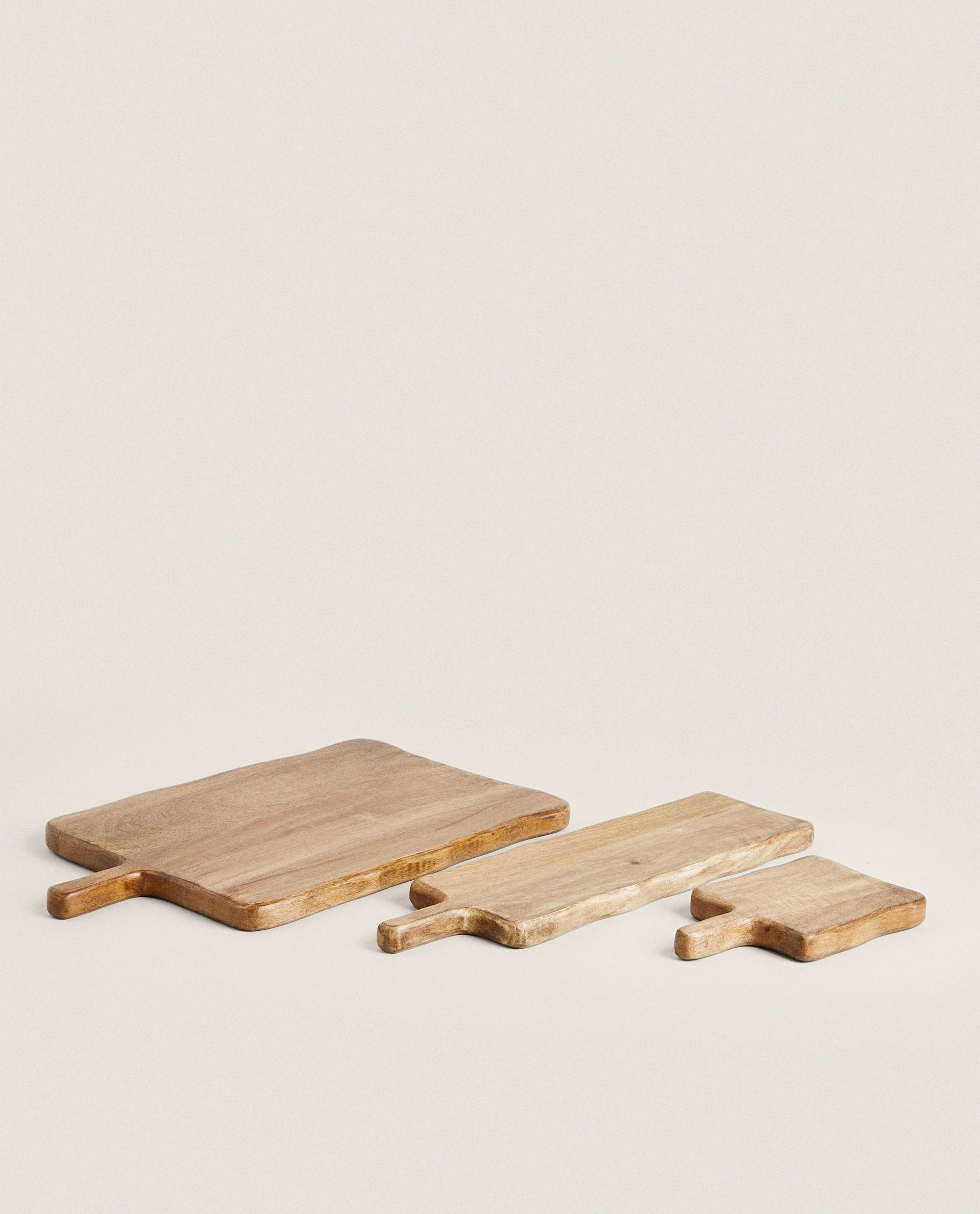 IRREGULAR WOODEN CHOPPING BOARD product thumbnail 6