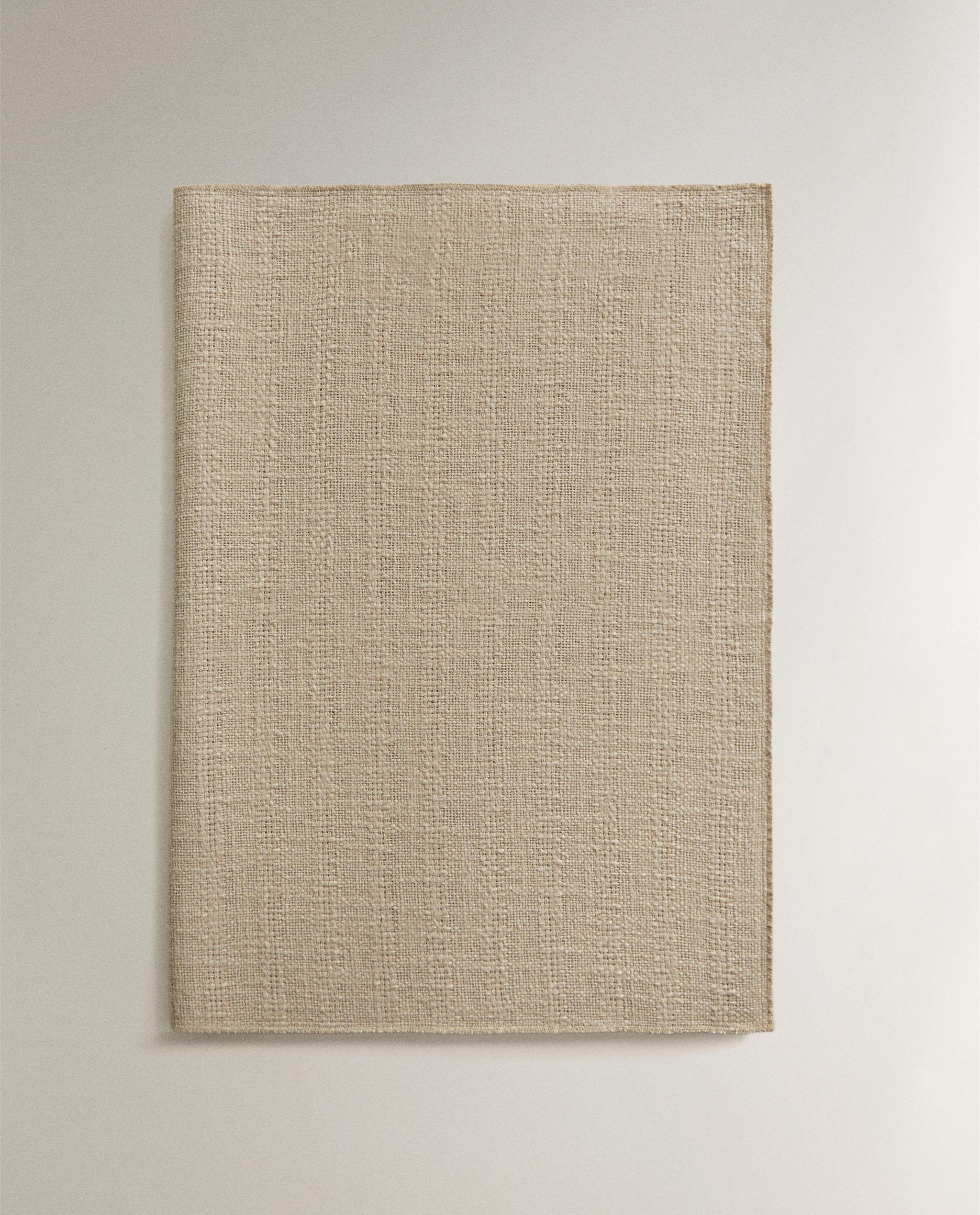 TEXTURED LINEN TABLE RUNNER product thumbnail 5
