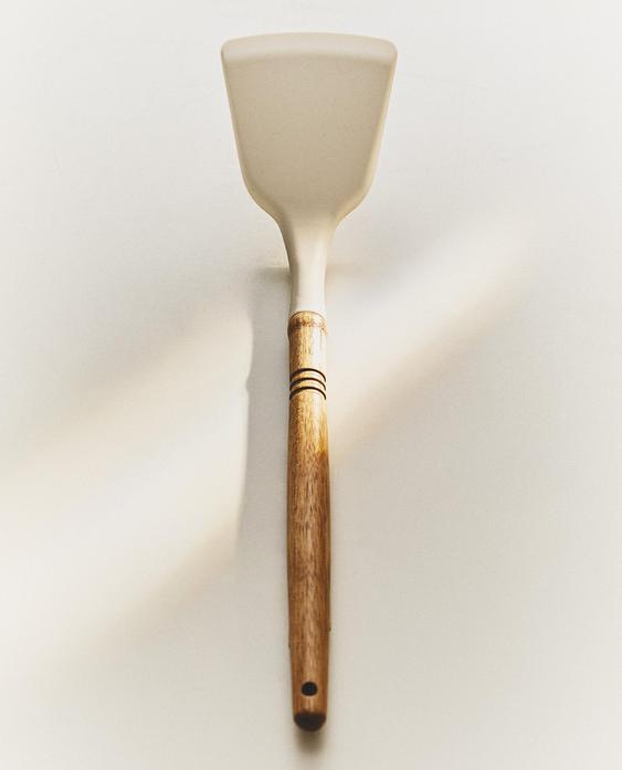 SILICONE SPATULA