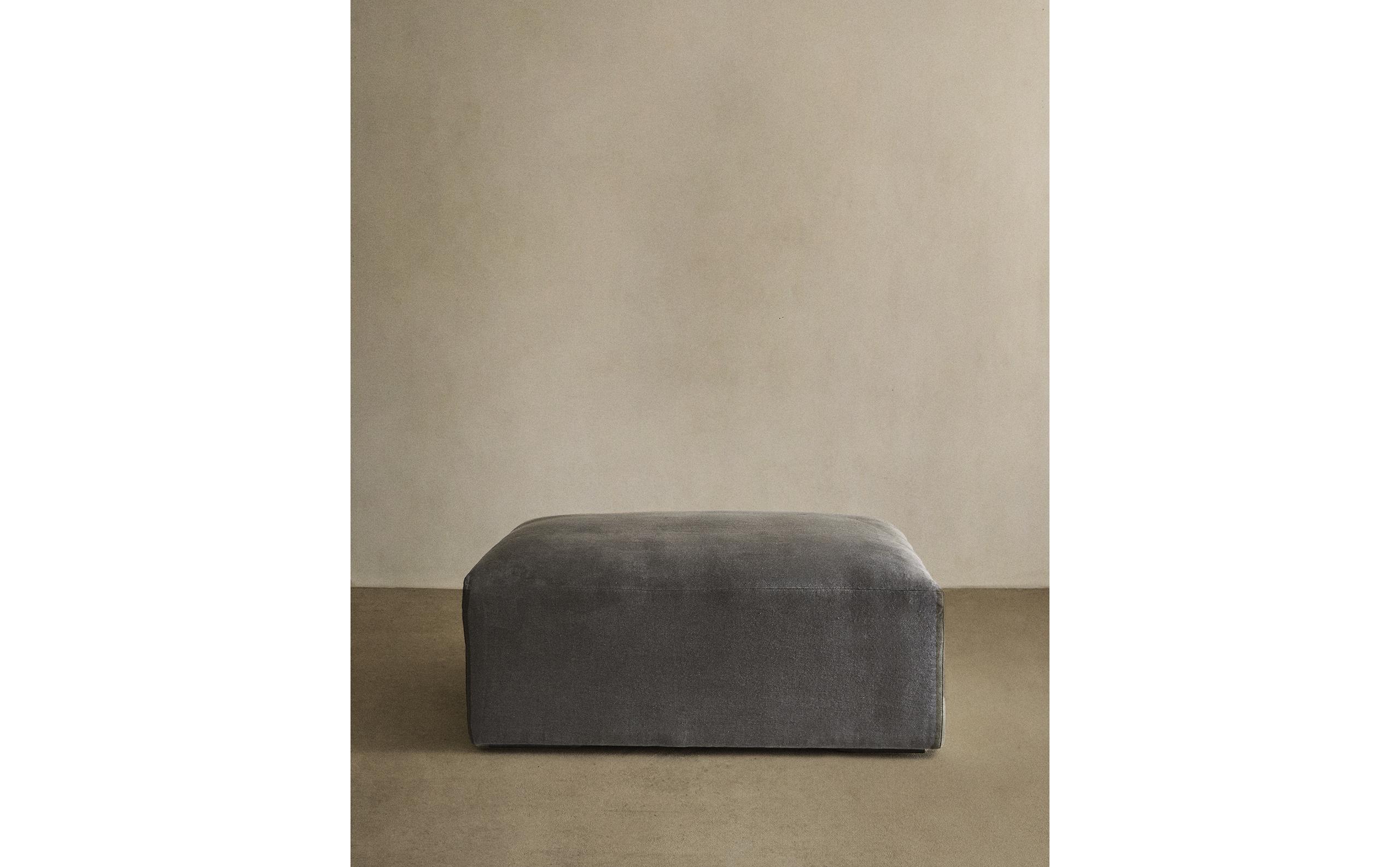 ZARA HOME - ザラホーム　オットマン FOOTSTOOL 01 | Zara Home United States of America