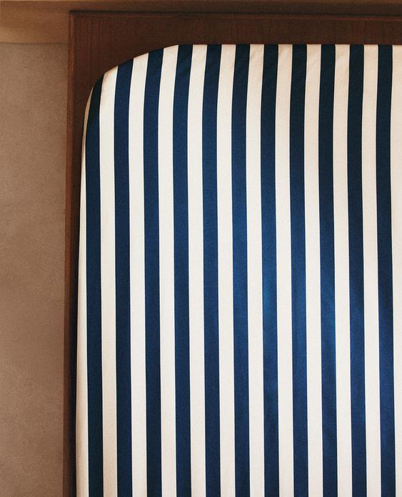 X THE ANIMALS OBSERVATORY KIDS’ STRIPED FITTED SHEET