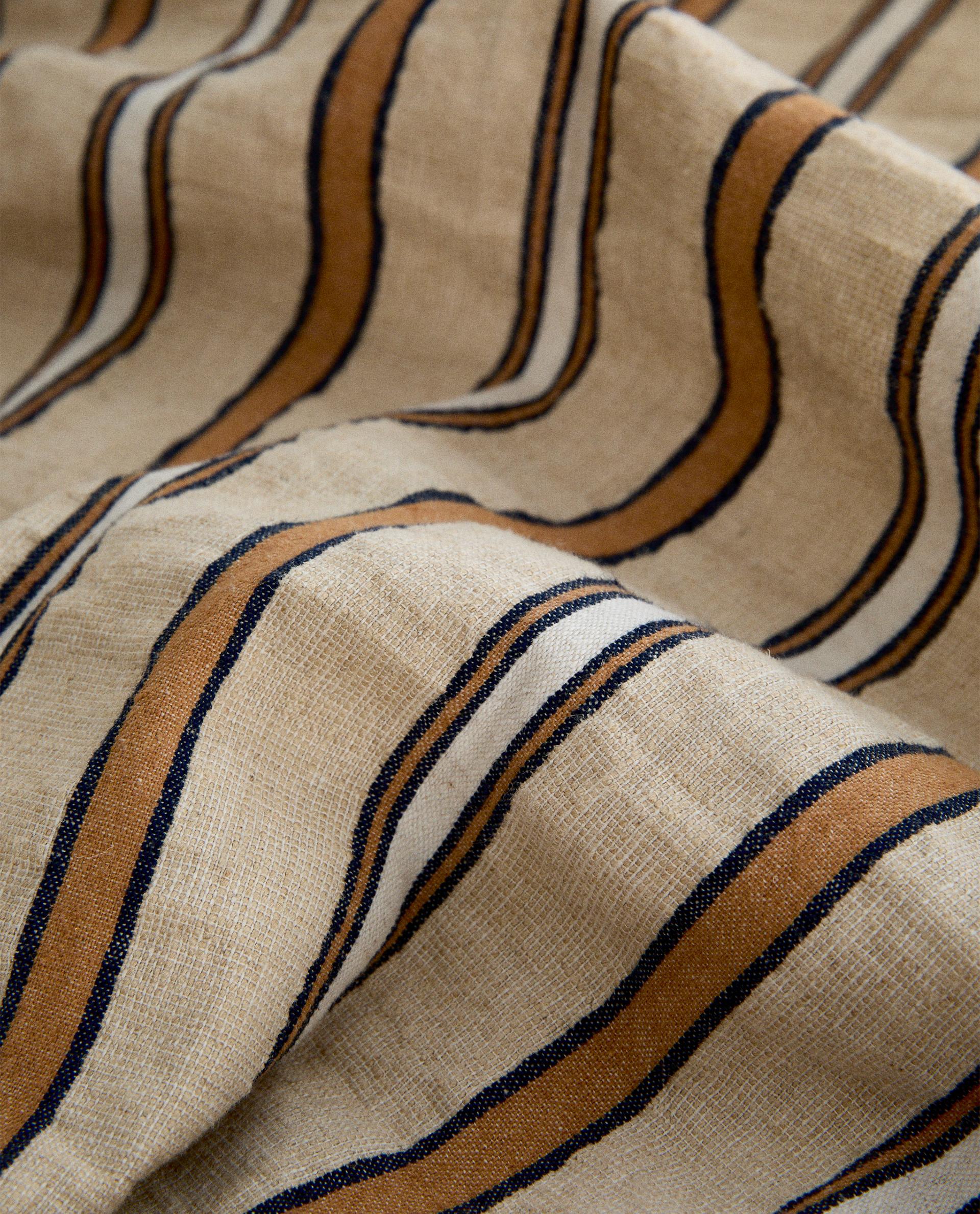 STRIPED BEDSPREAD