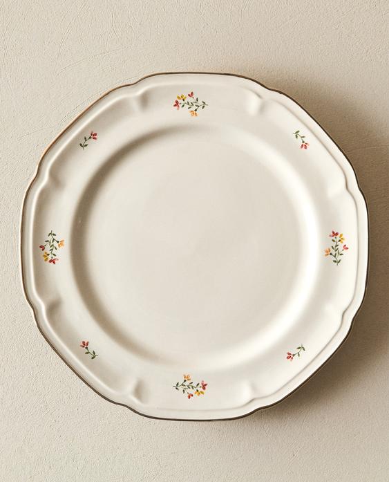 طبق مسطح بورسلان بأزهار