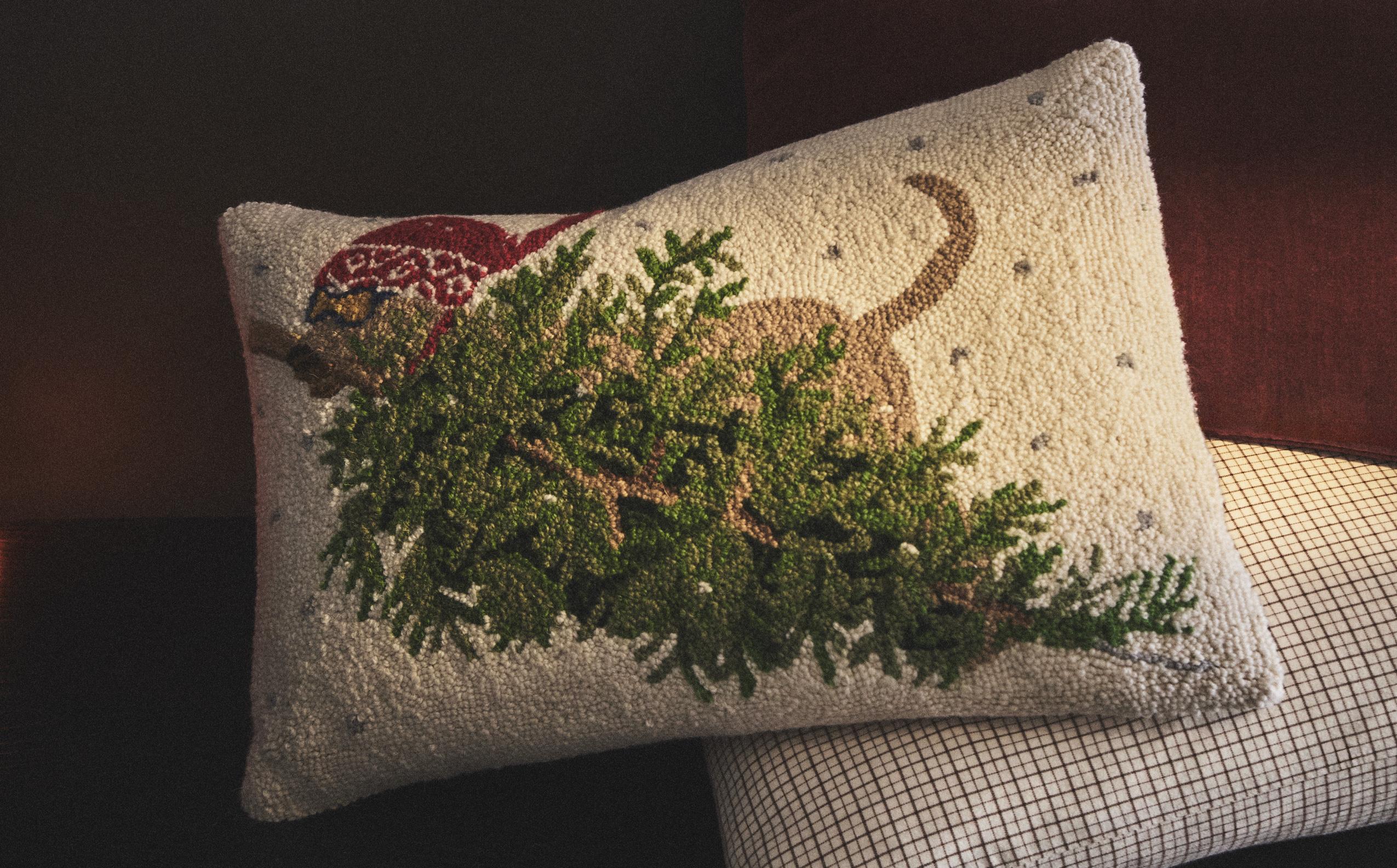ウール製クッションカバー クリスマスツリーと犬 | Zara Home 日本/Japan