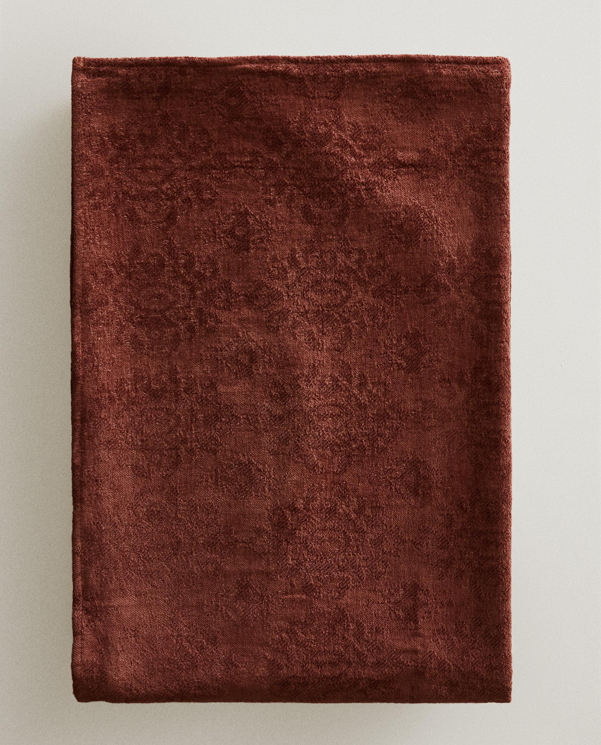 CHENILLE JACQUARD THROW product thumbnail 7