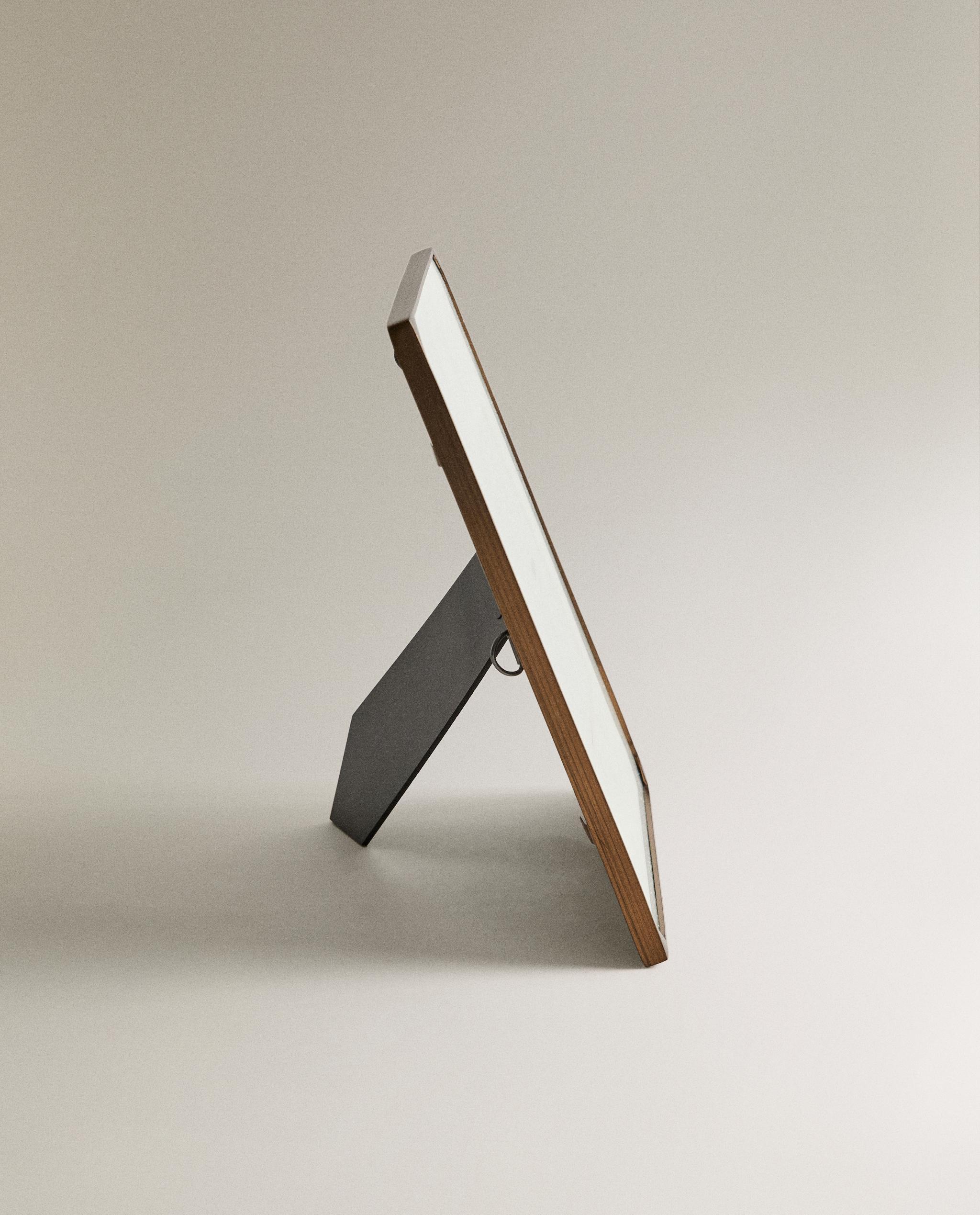 THIN METAL PHOTO FRAME product thumbnail 5