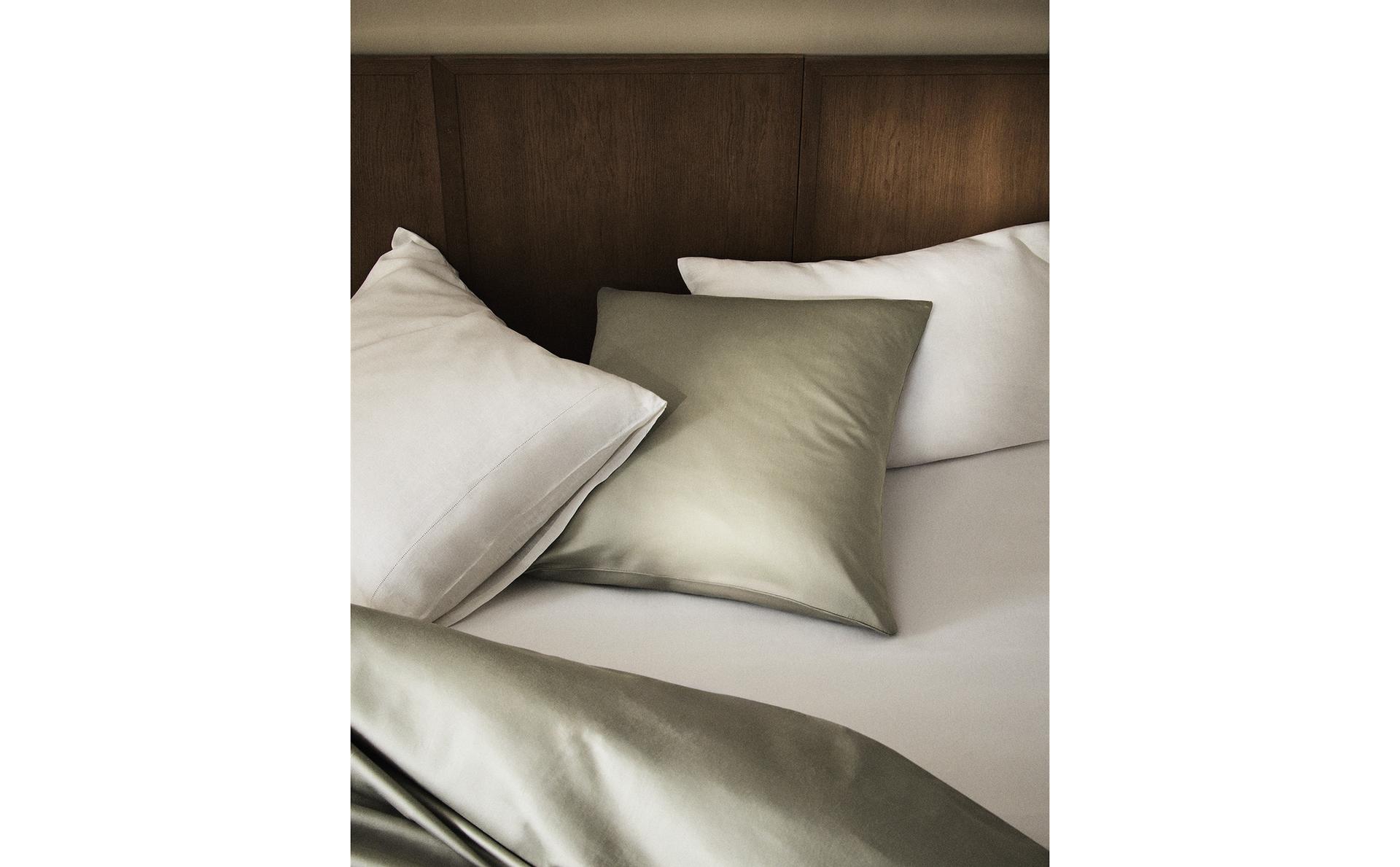 غلاف مخدة ساتان (كثافة 500 خيط) غلاف مخدة ساتان (كثافة 500 خيط)