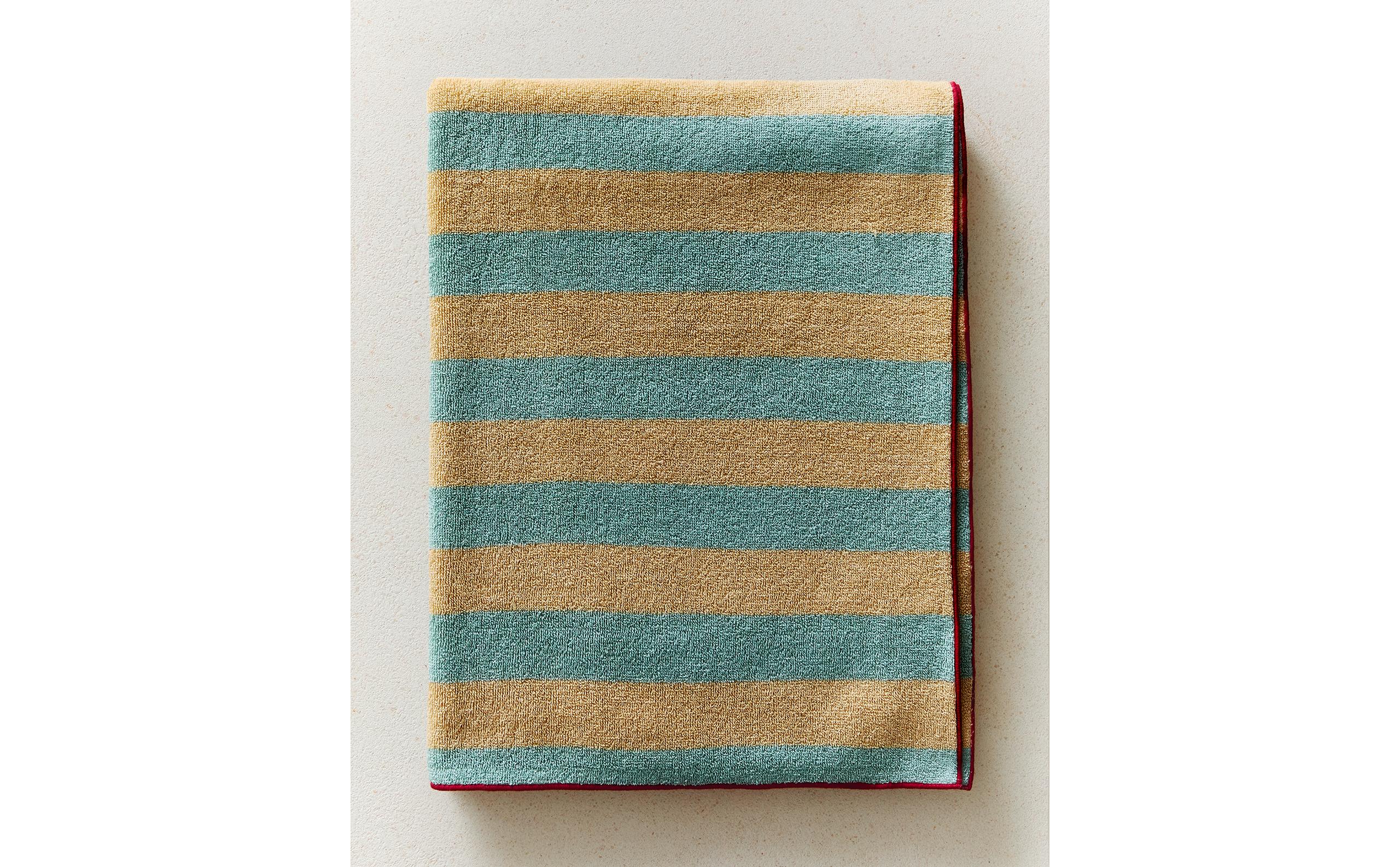 STRIPED TOWEL WITH TOPSTITCHING product thumbnail 9