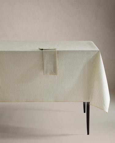 STRIPED OVERLOCK TABLECLOTH