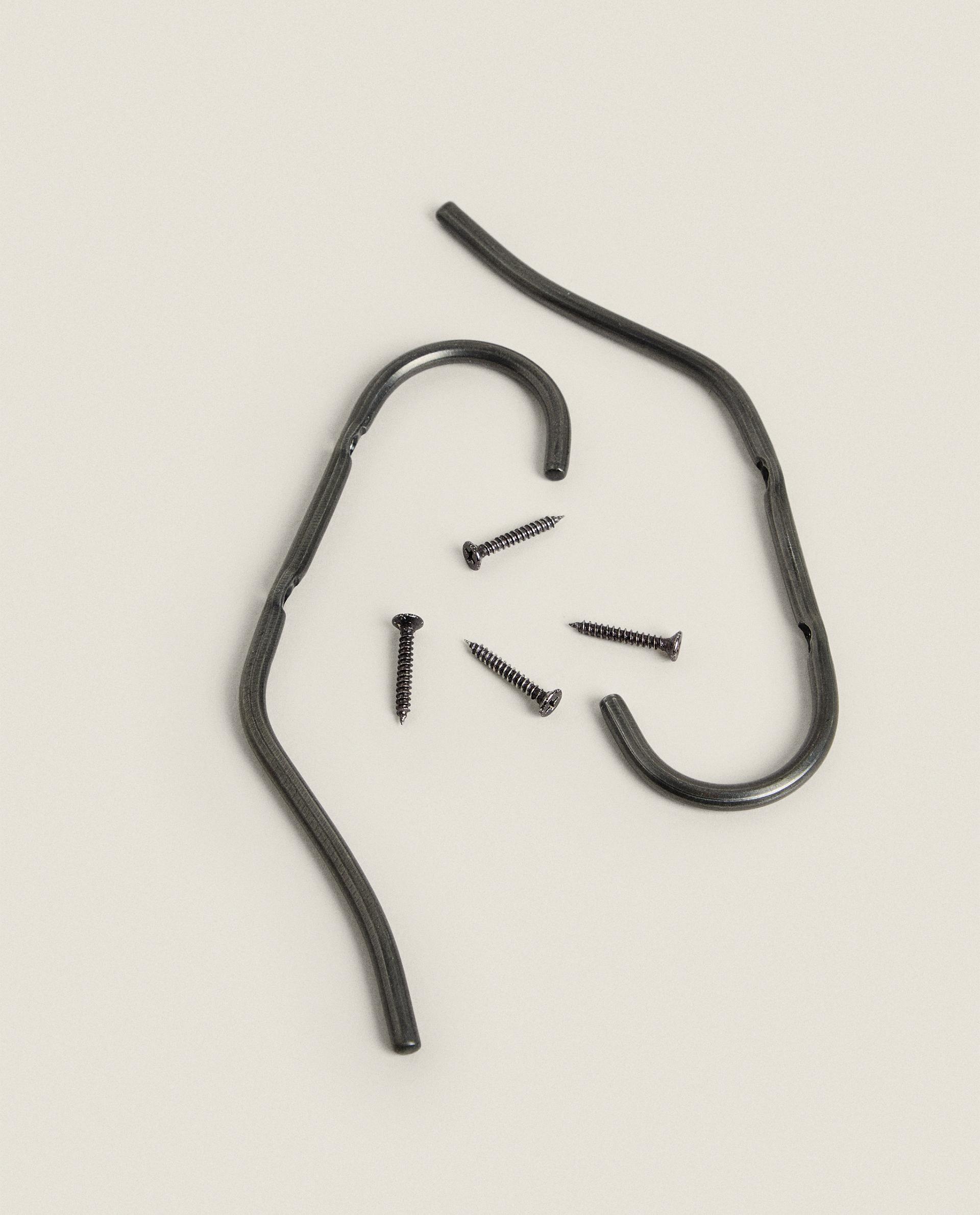 PACK OF LARGE DARK METAL HOOKS (PACK OF 2) product thumbnail 4