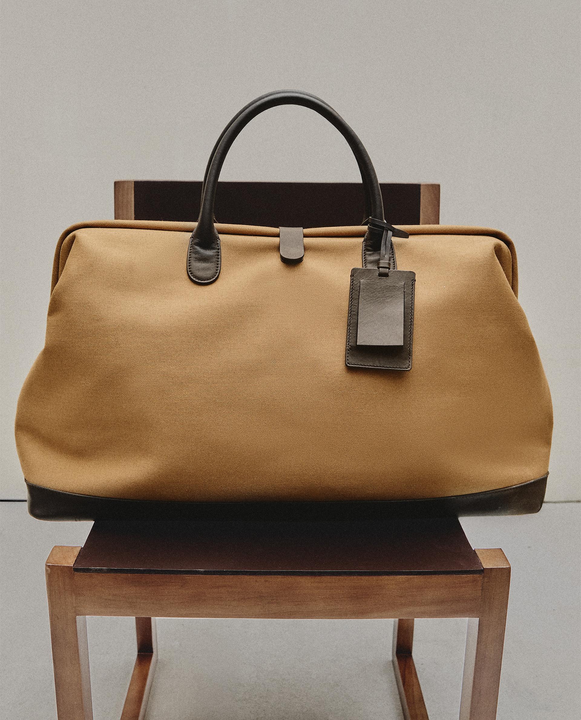 ボタン付きコットン トラベルバッグ | Zara Home 日本/Japan