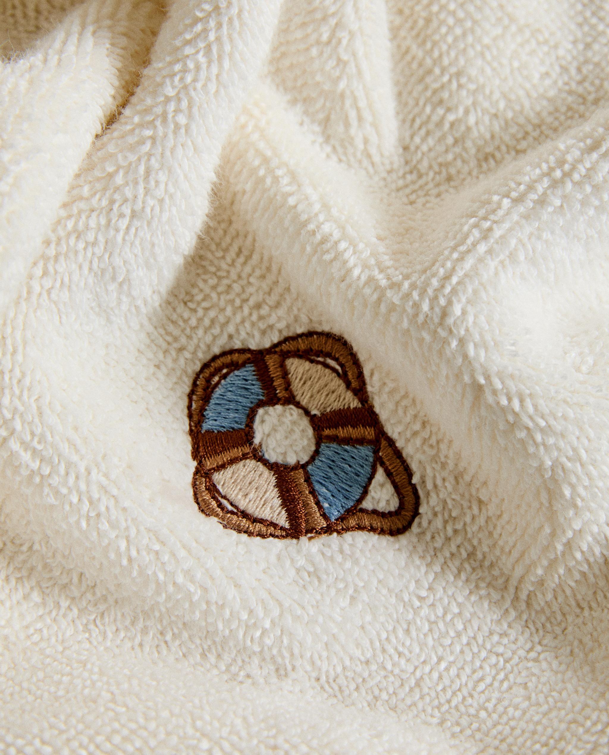 EMBROIDERED BEACH BATH TOWEL product thumbnail 6