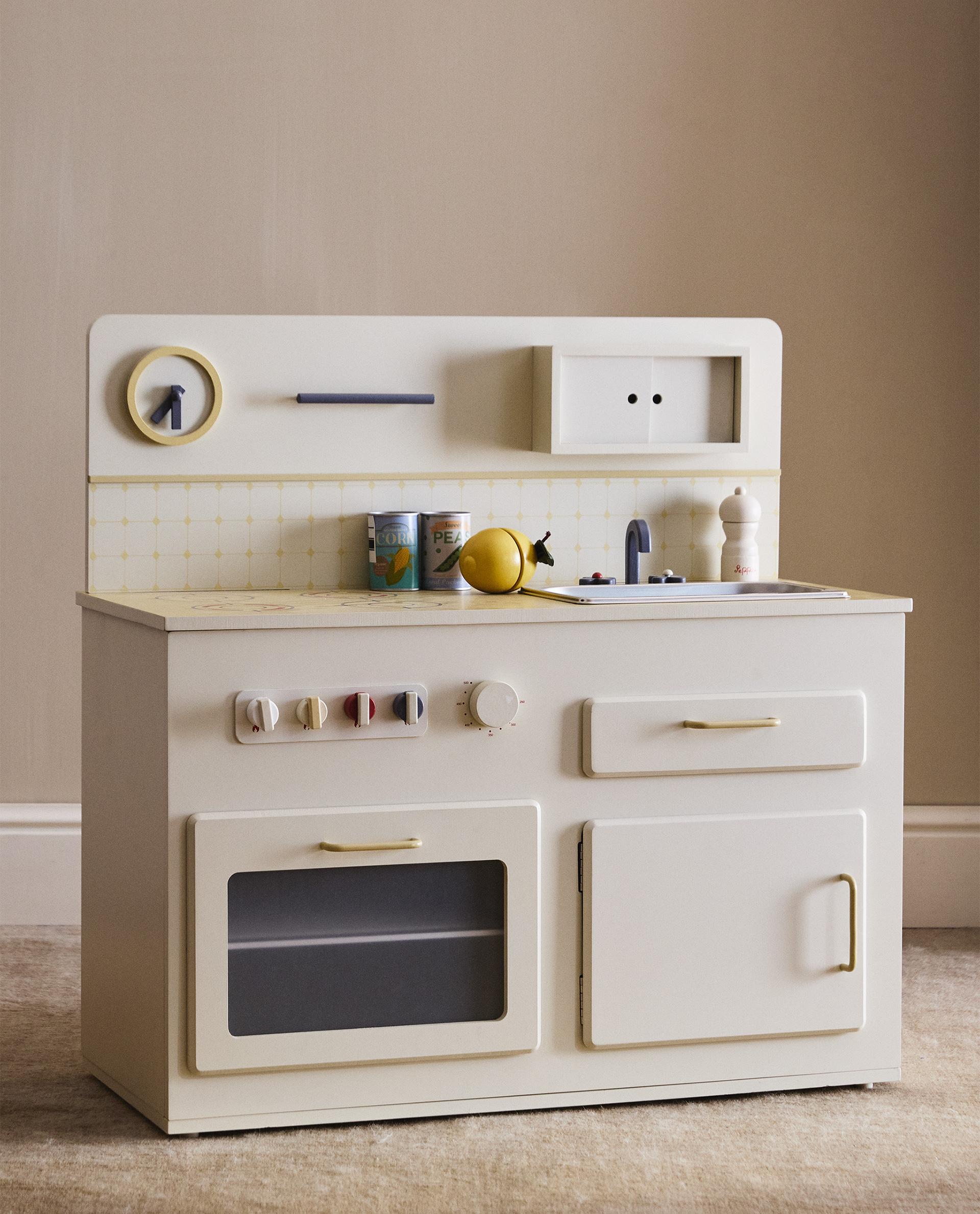 KIDS' WOODEN PLAY KITCHEN | Zara Home United States of America