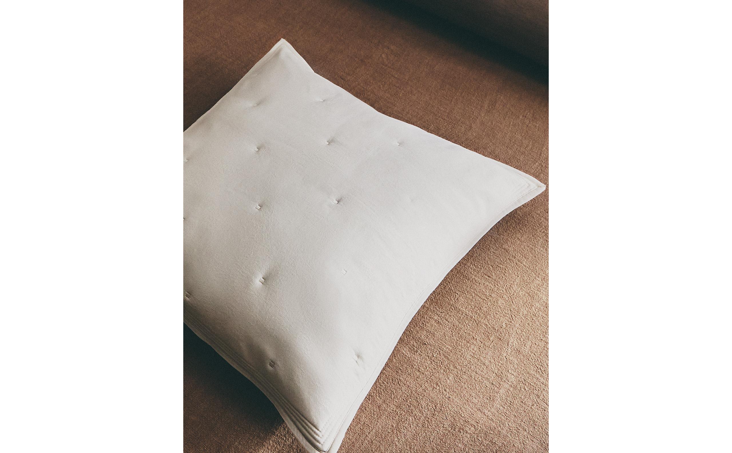 ZARA home キルト ベッドカバー クイーン キング スプレッド