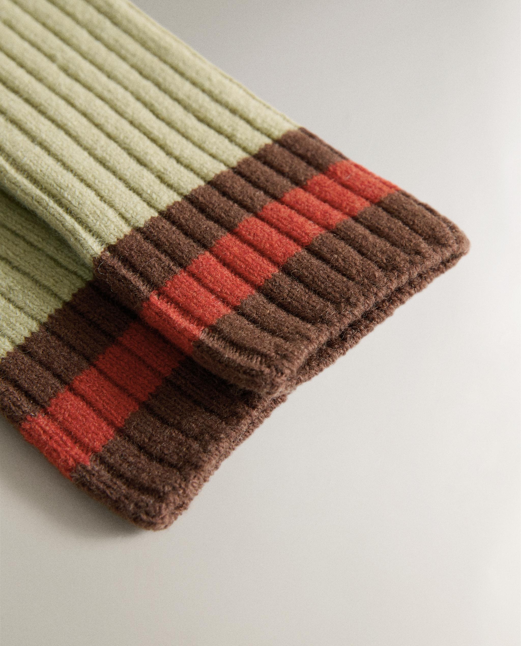 STRIPED WOOL SOCKS product thumbnail 14