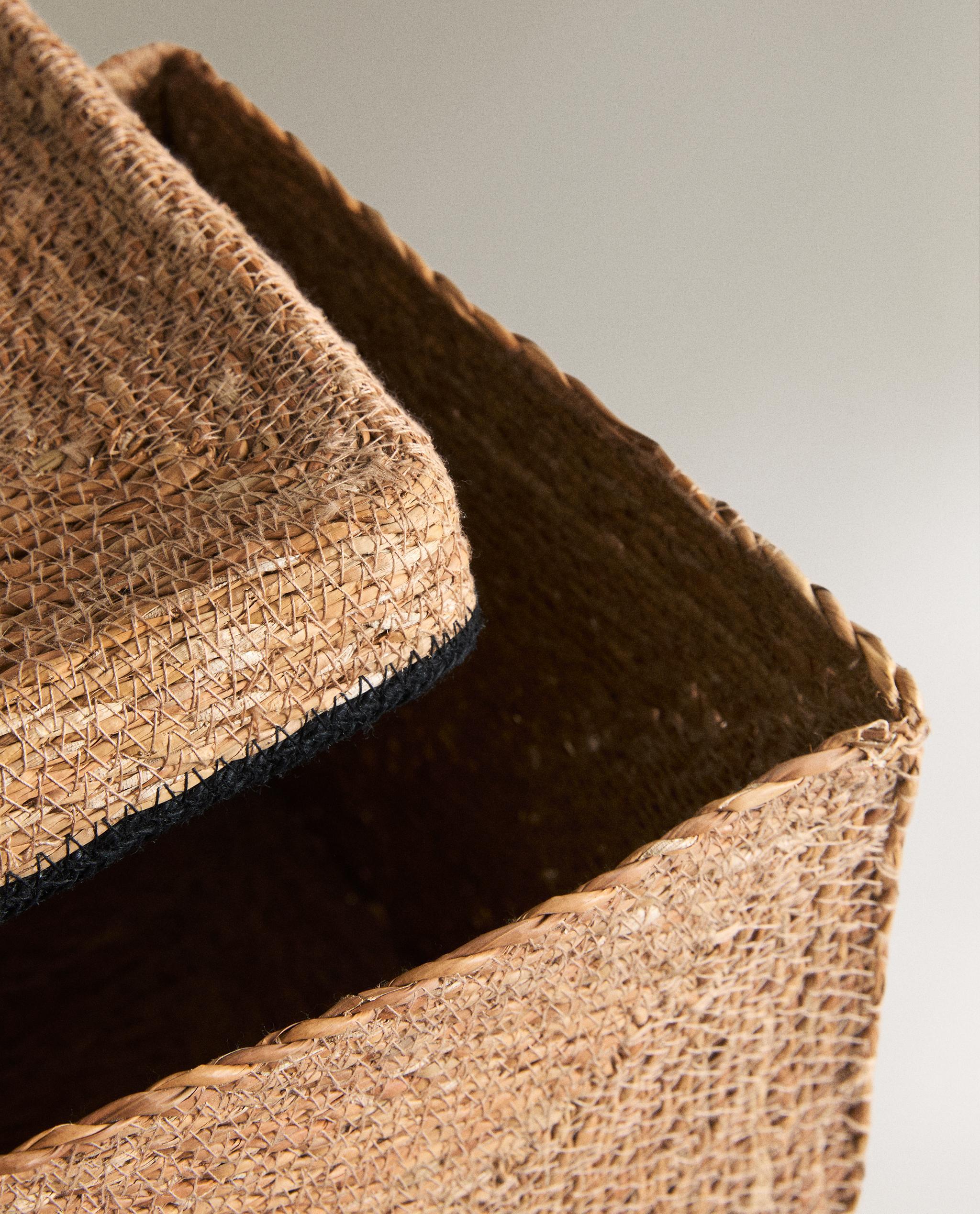 SQUARE HAMPER product thumbnail 4