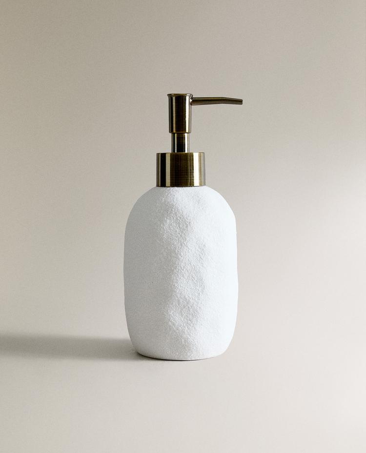 TEXTURED CERAMIC BATHROOM SOAP DISPENSER