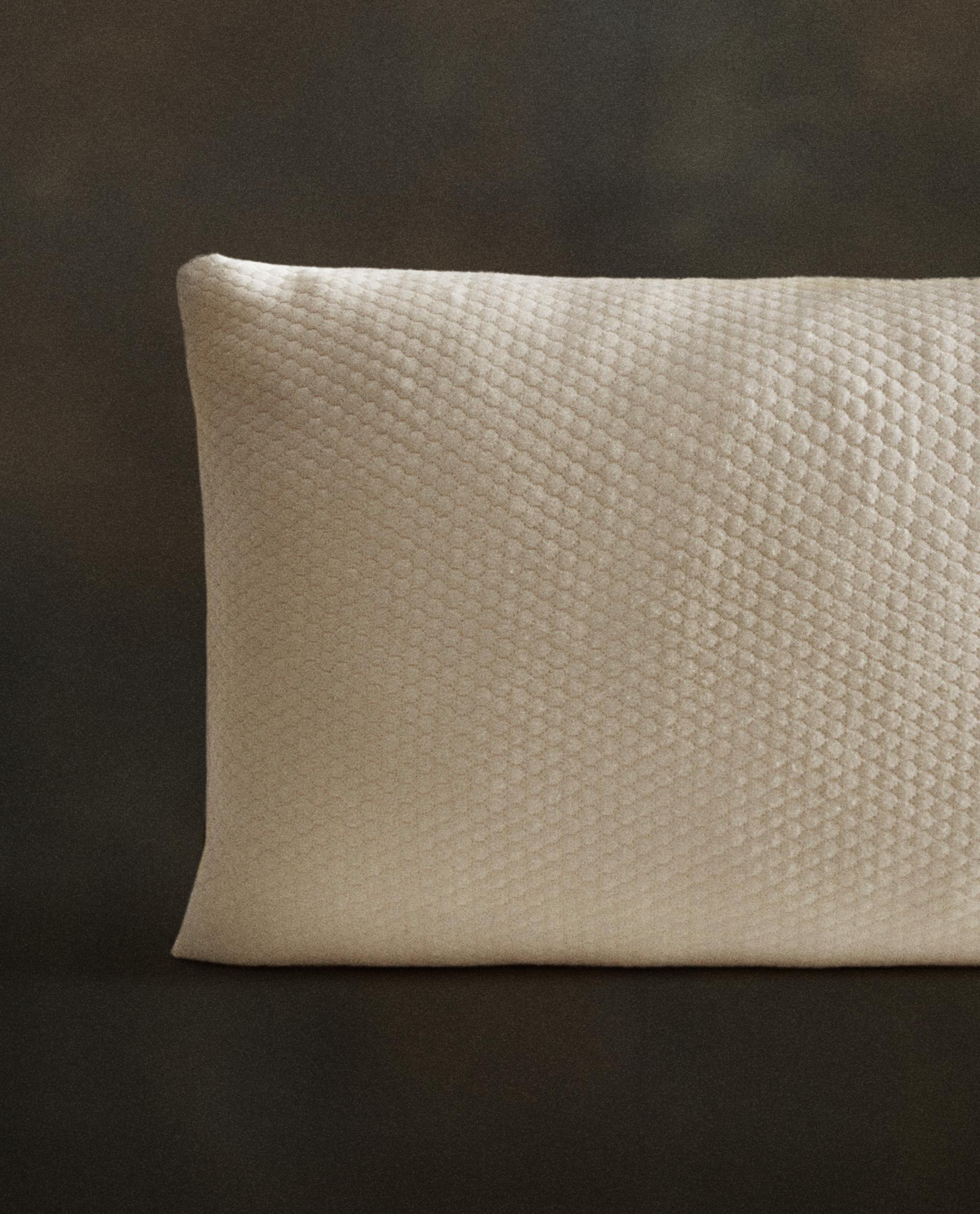 VISCOELASTIC FLAKES PILLOW