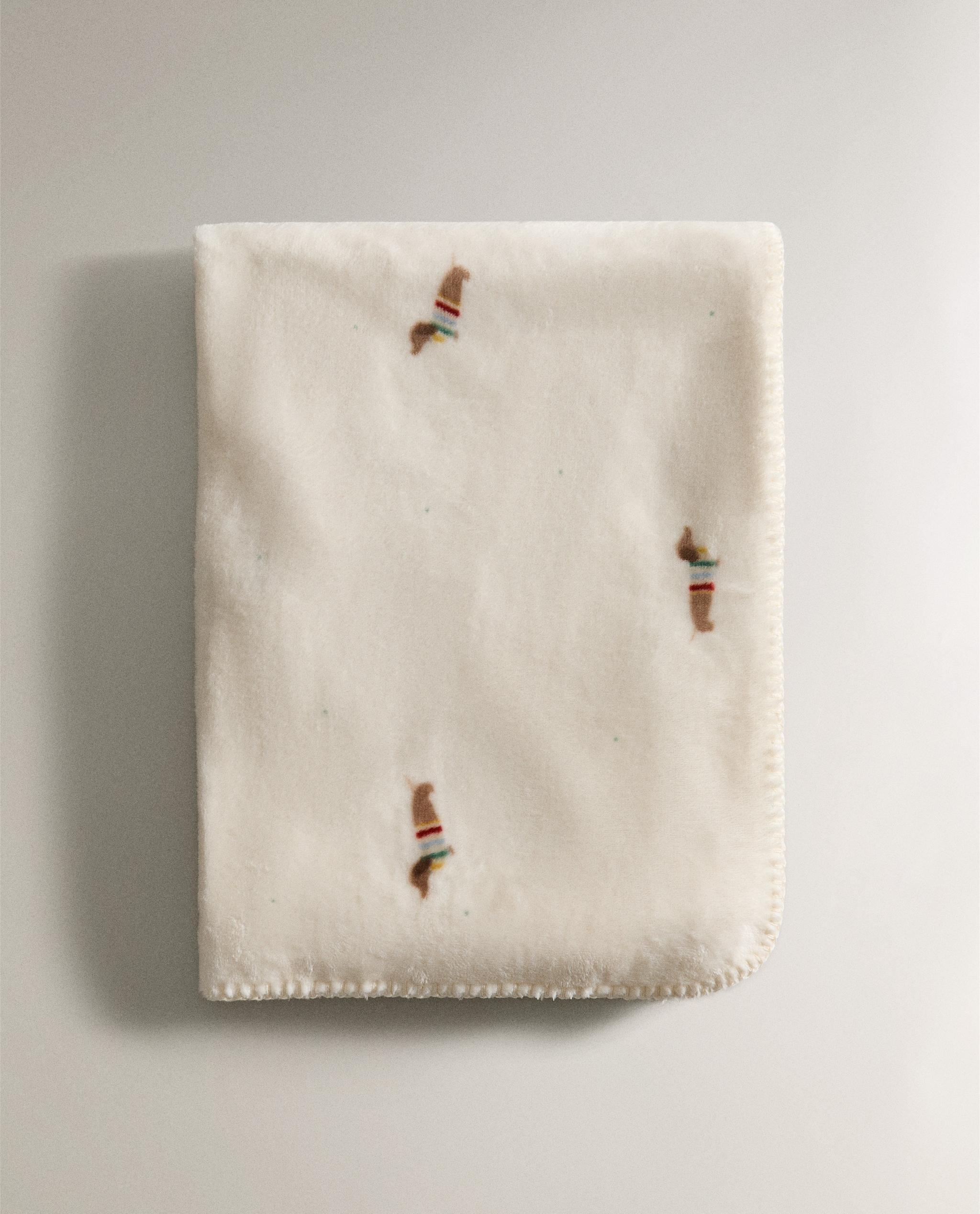 FLEECE DACHSHUND DOG BABY BLANKET product thumbnail 3
