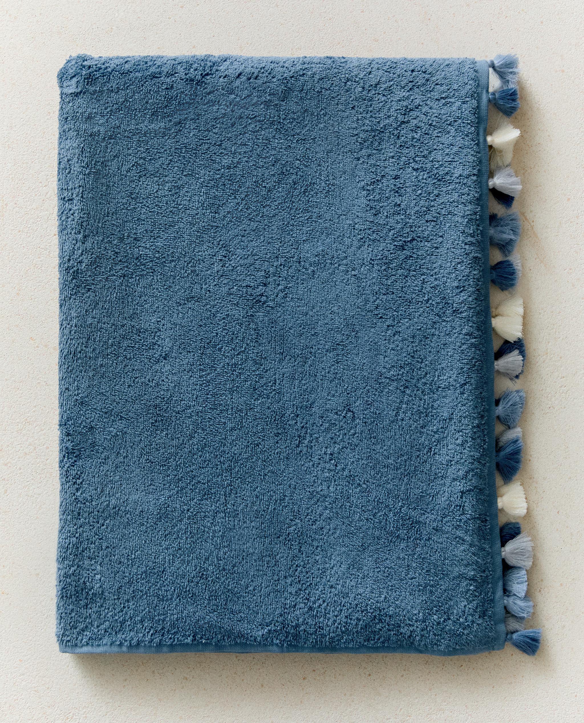 BATH TOWEL WITH TASSELS product thumbnail 7