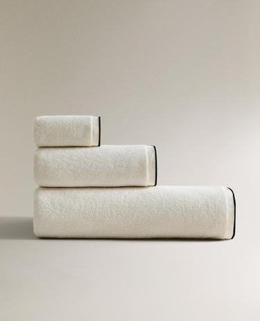 VELOUR OVERLOCK BATH TOWEL