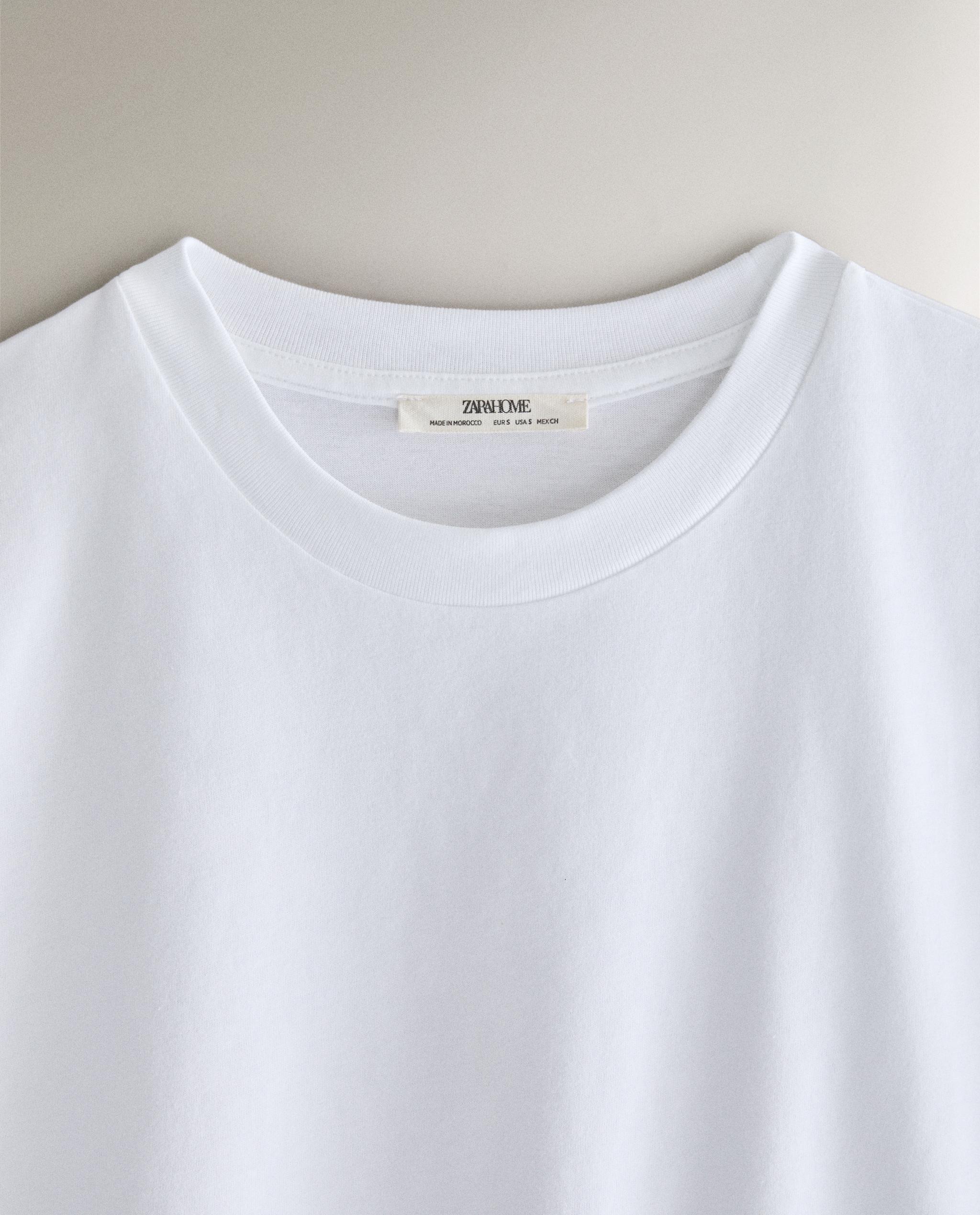 CHECK T-SHIRT AND SHORTS SET product thumbnail 3