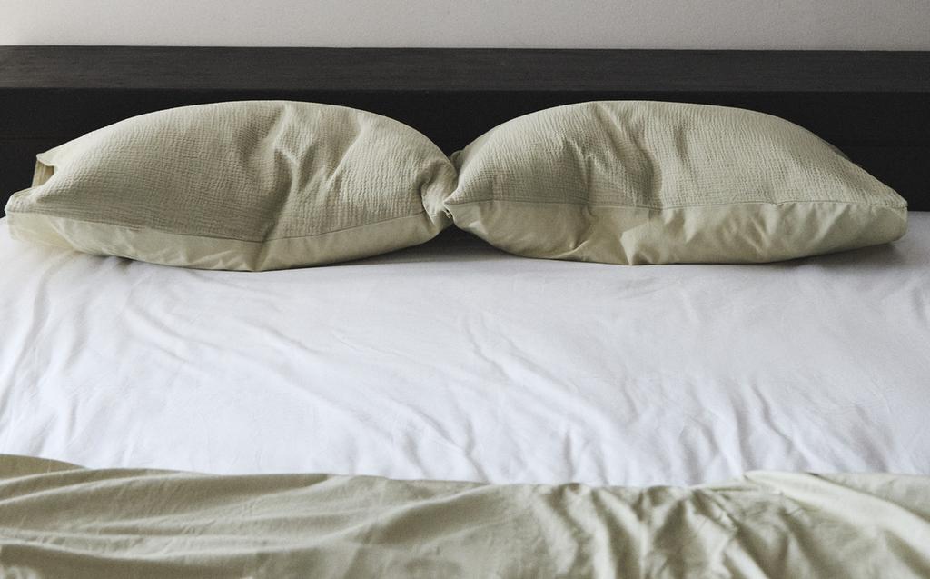 KOPFKISSENBEZUG AUS GAZE KOPFKISSENBEZUG AUS GAZE