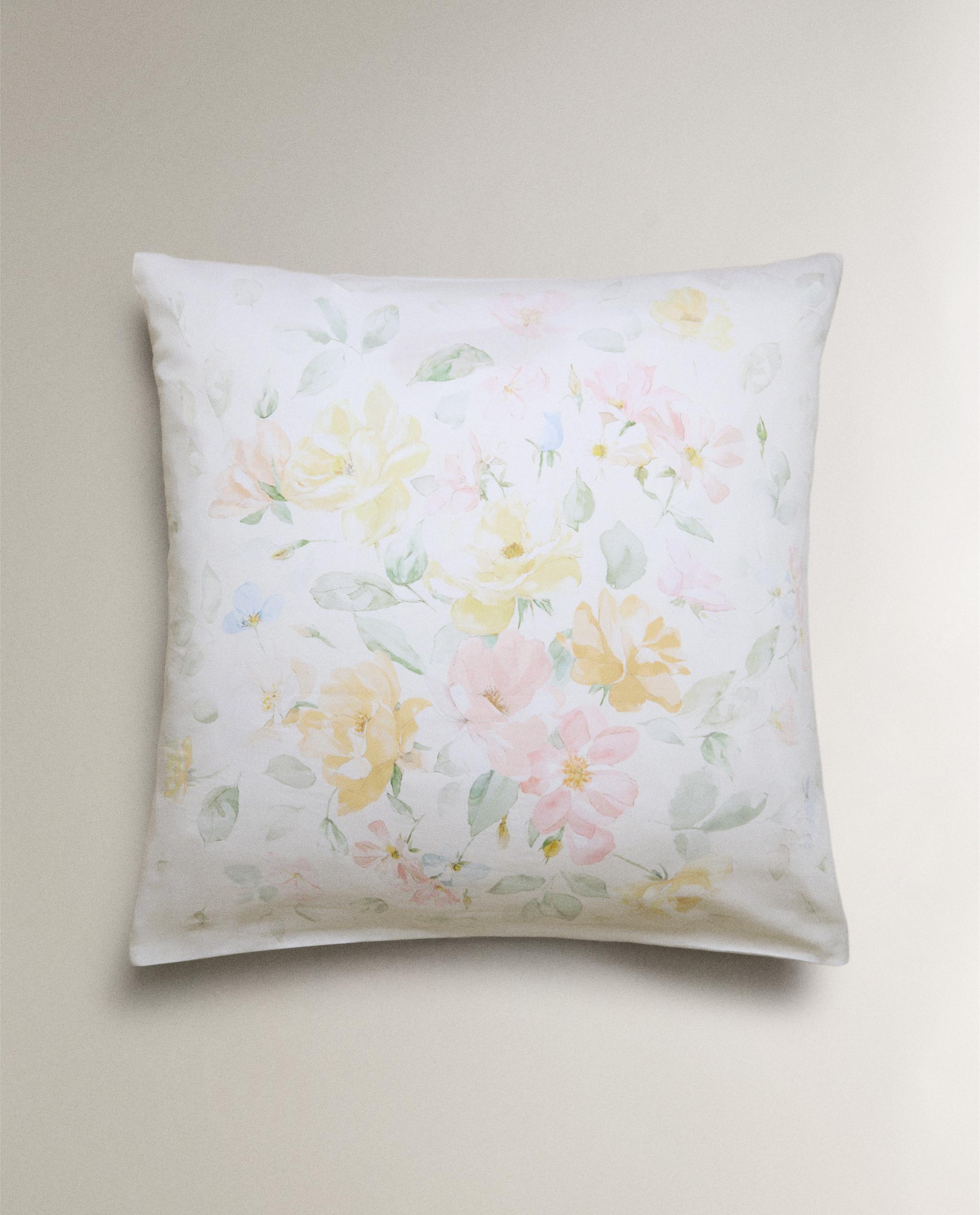 WATERCOLOUR FLOWER PRINT PILLOWCASE product thumbnail 6