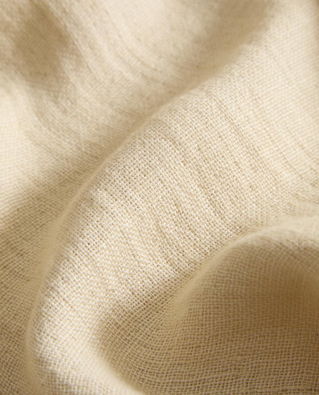 LINEN THROW