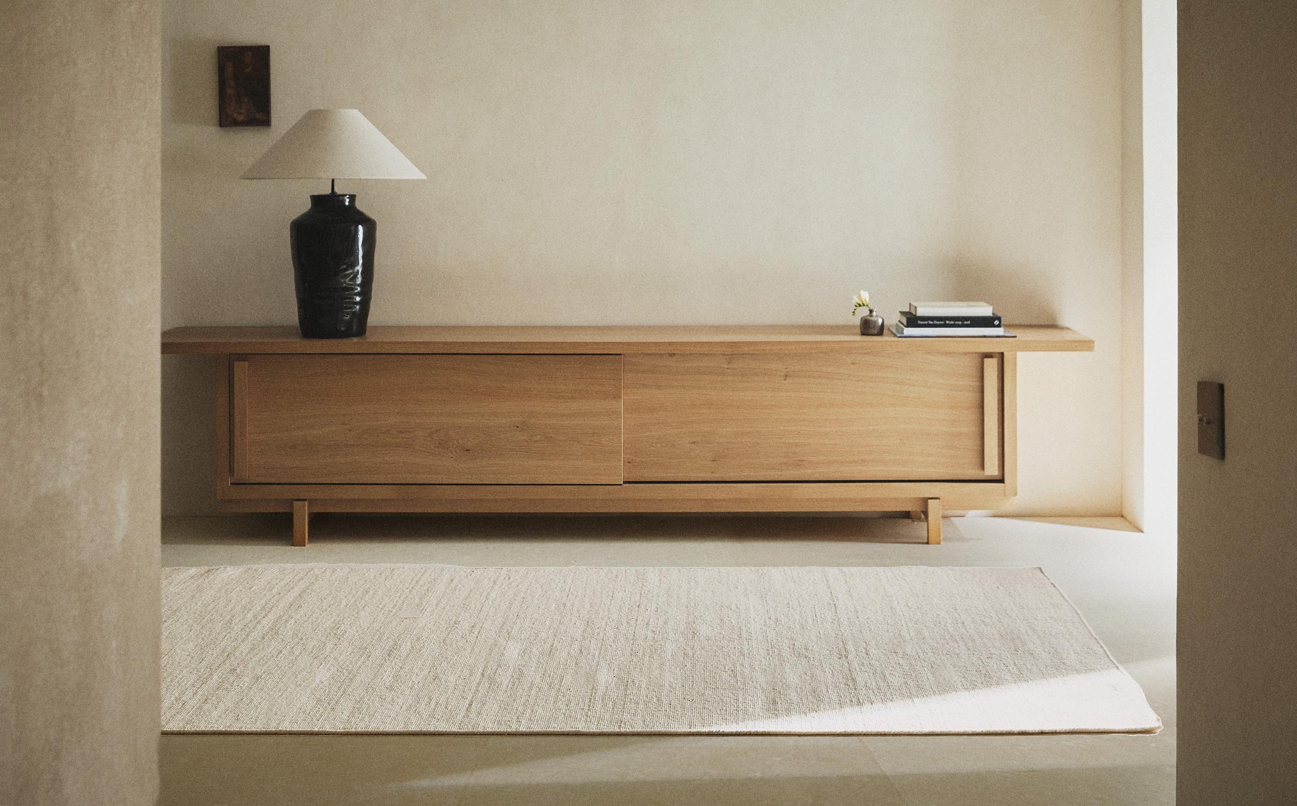 WAVY LINE WOOL RUG