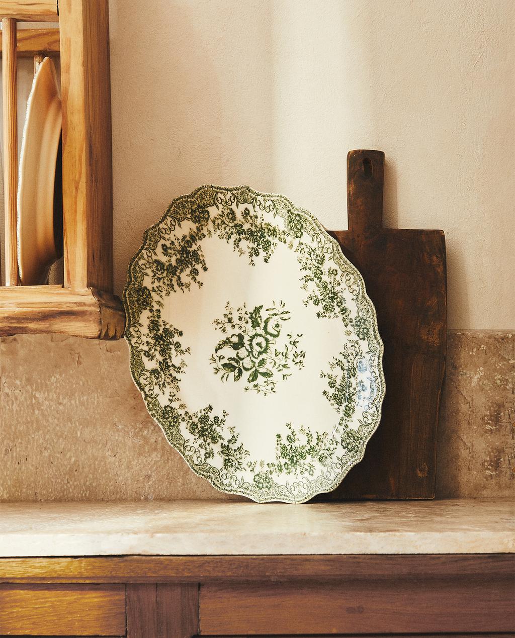 FLORAL EARTHENWARE SERVING DISH