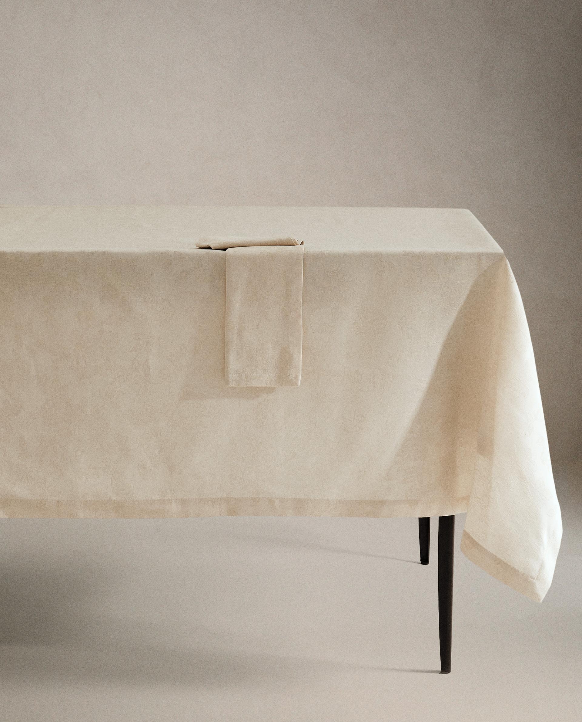 特価品セ | 花柄ジャカードテーブルクロス Zara 日本/Japan Home テーブル用品