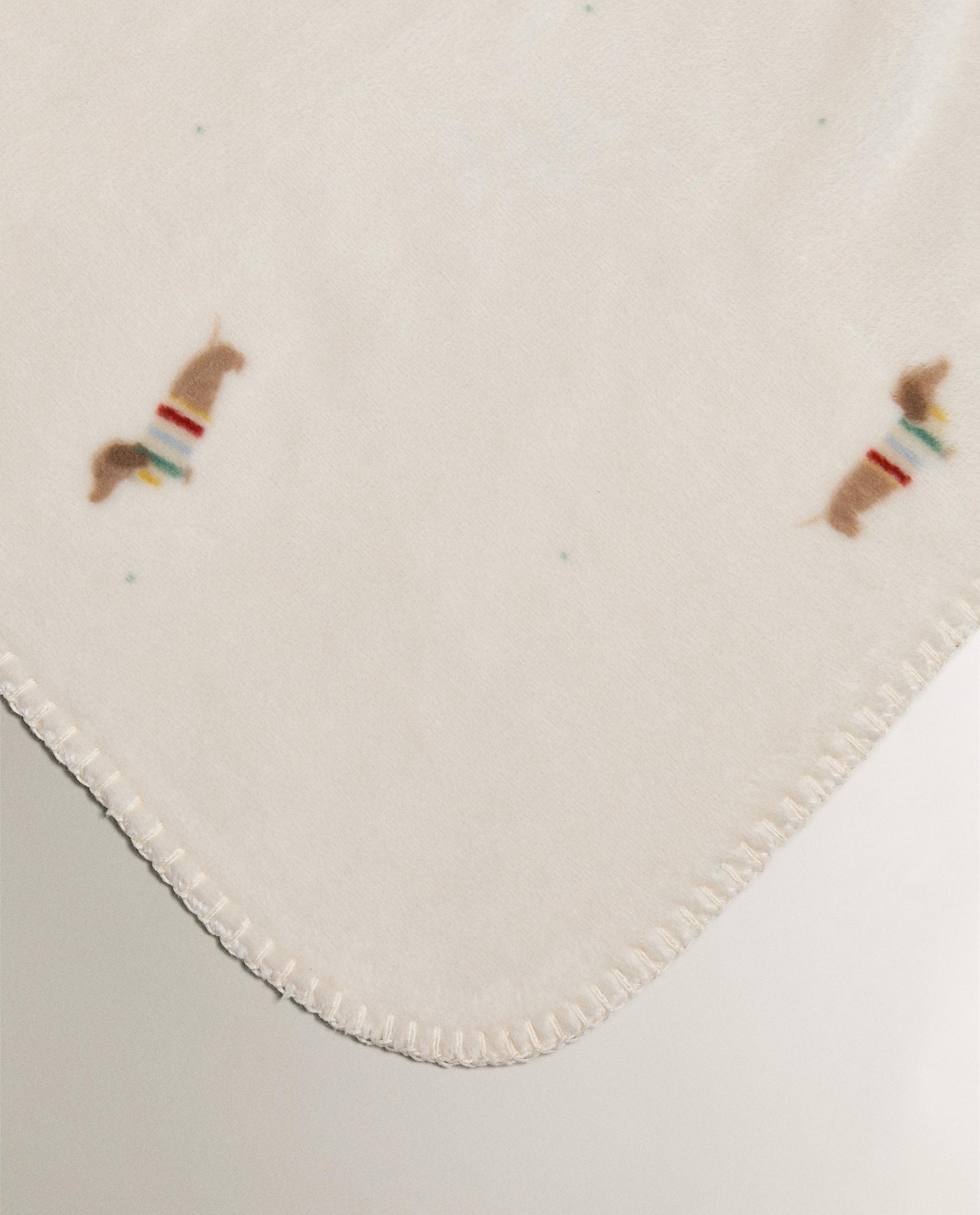 FLEECE DACHSHUND DOG BABY BLANKET product thumbnail 9